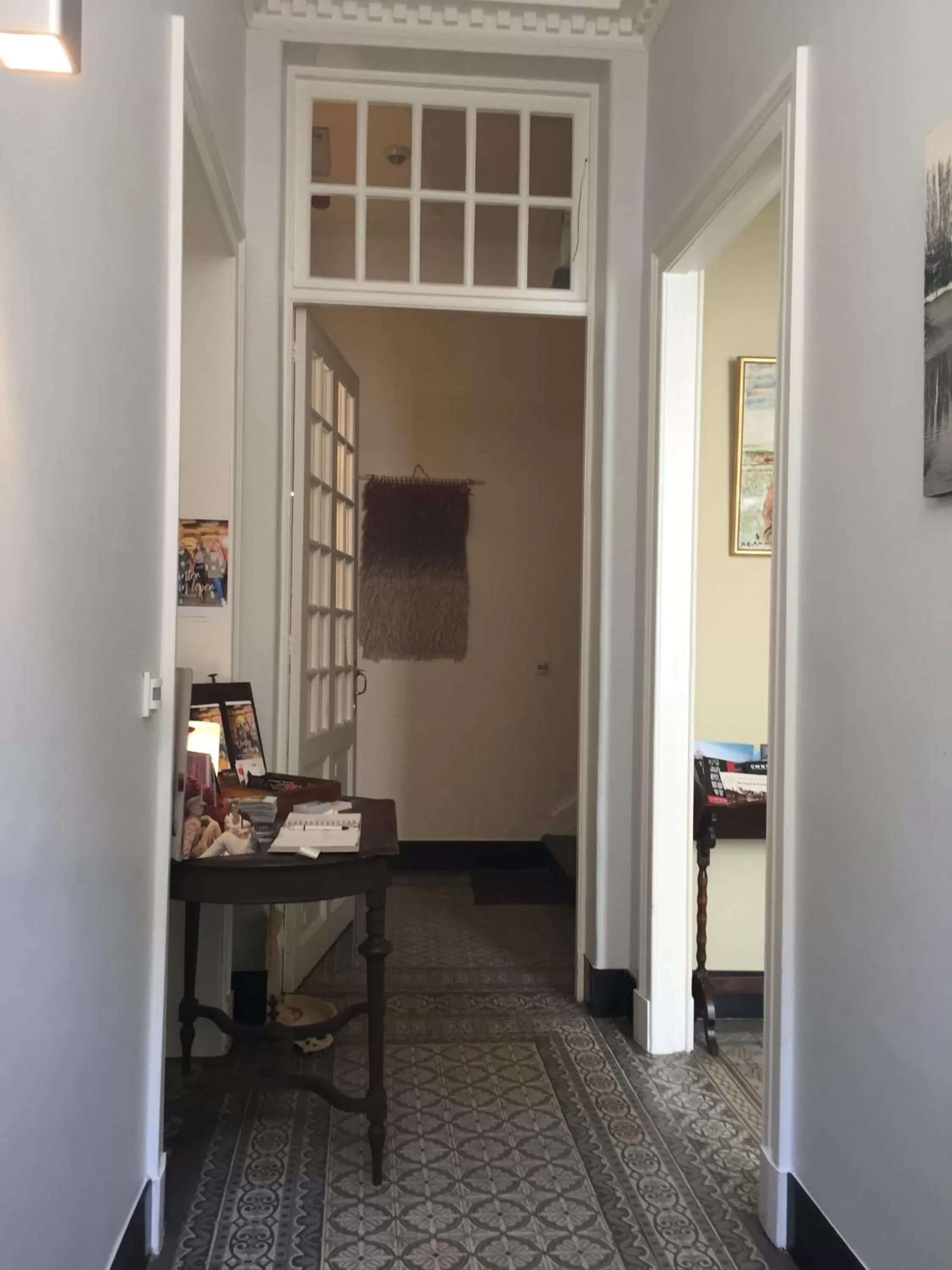 Facade/entrance, TV/Entertainment Center in B&B Sabbajon