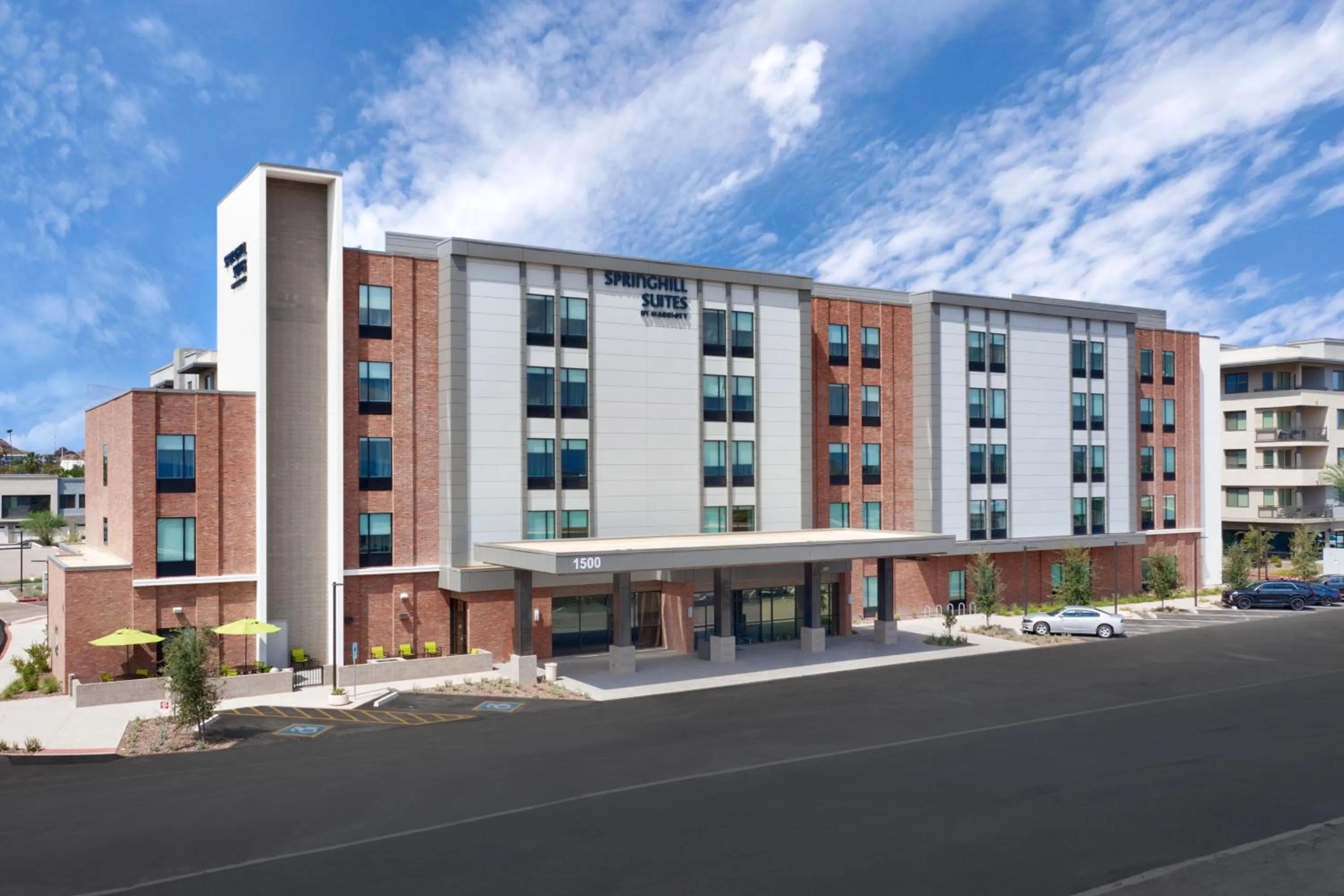 Property building in SpringHill Suites by Marriott Phoenix Scottsdale