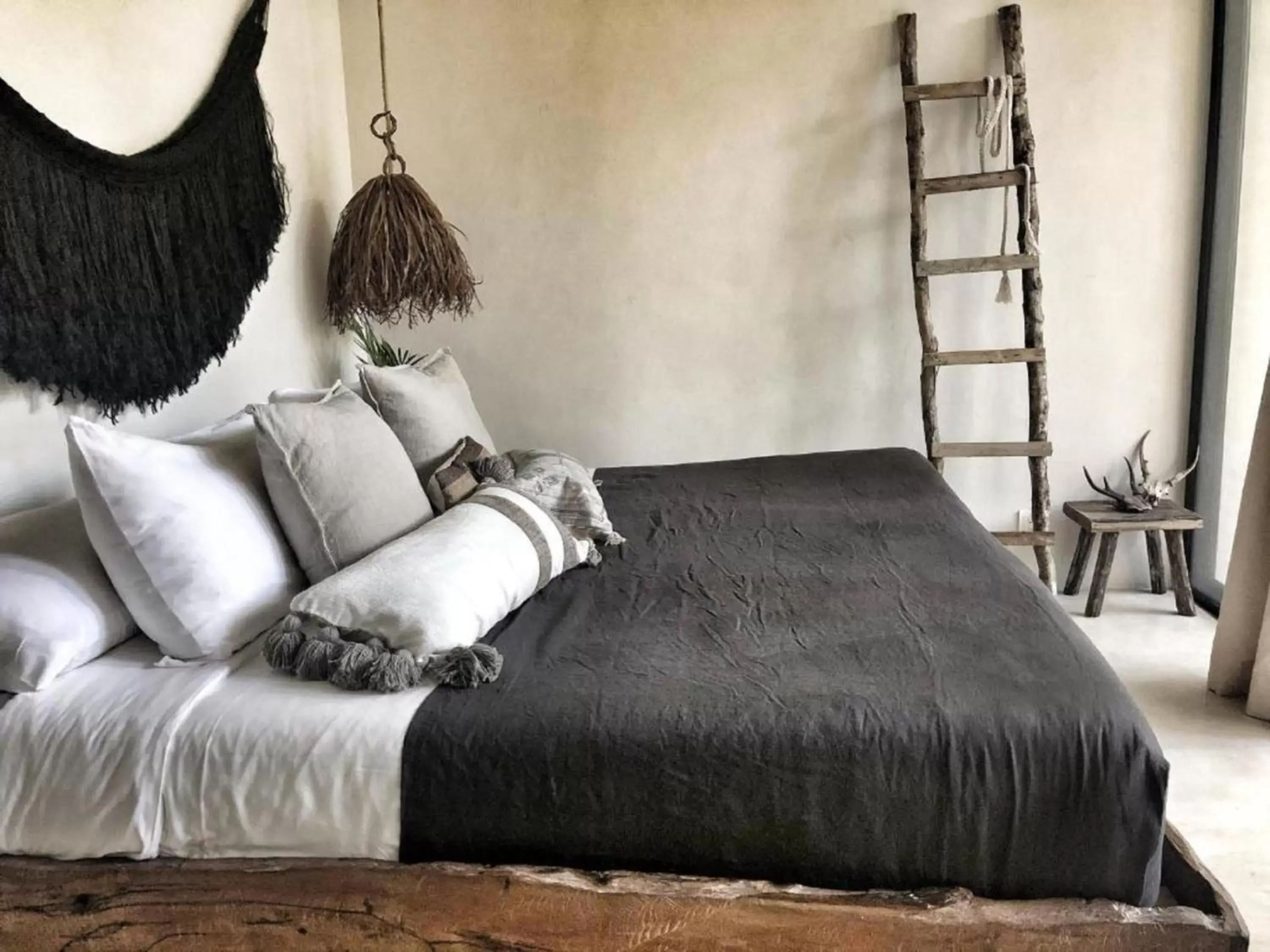 Tropical Room with Plunge Pool and Private Garden in Una Vida Tropical Room with Plunge Pool and Private Garden in Una Vida