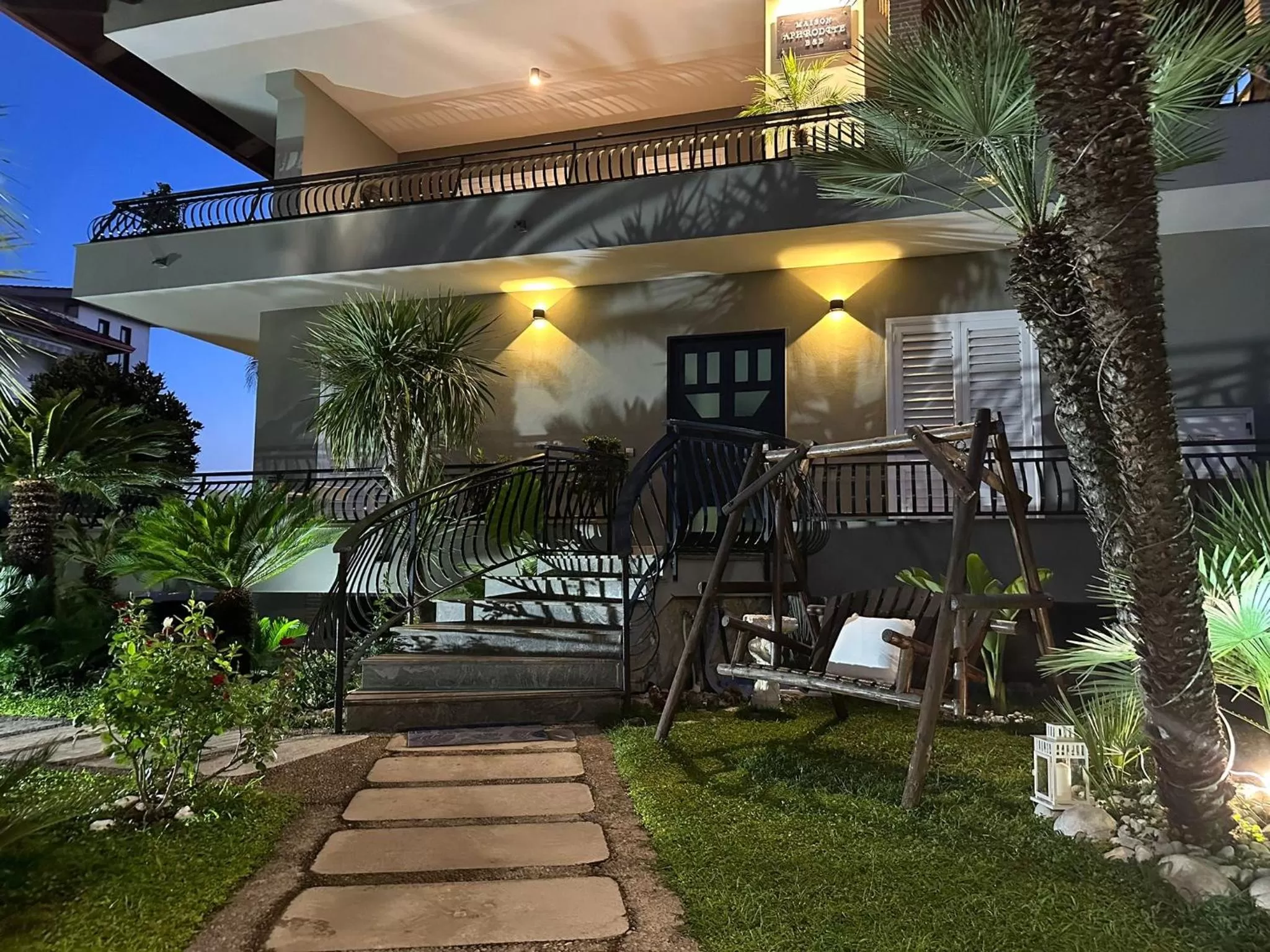 Property Building in Maison Aphrodite