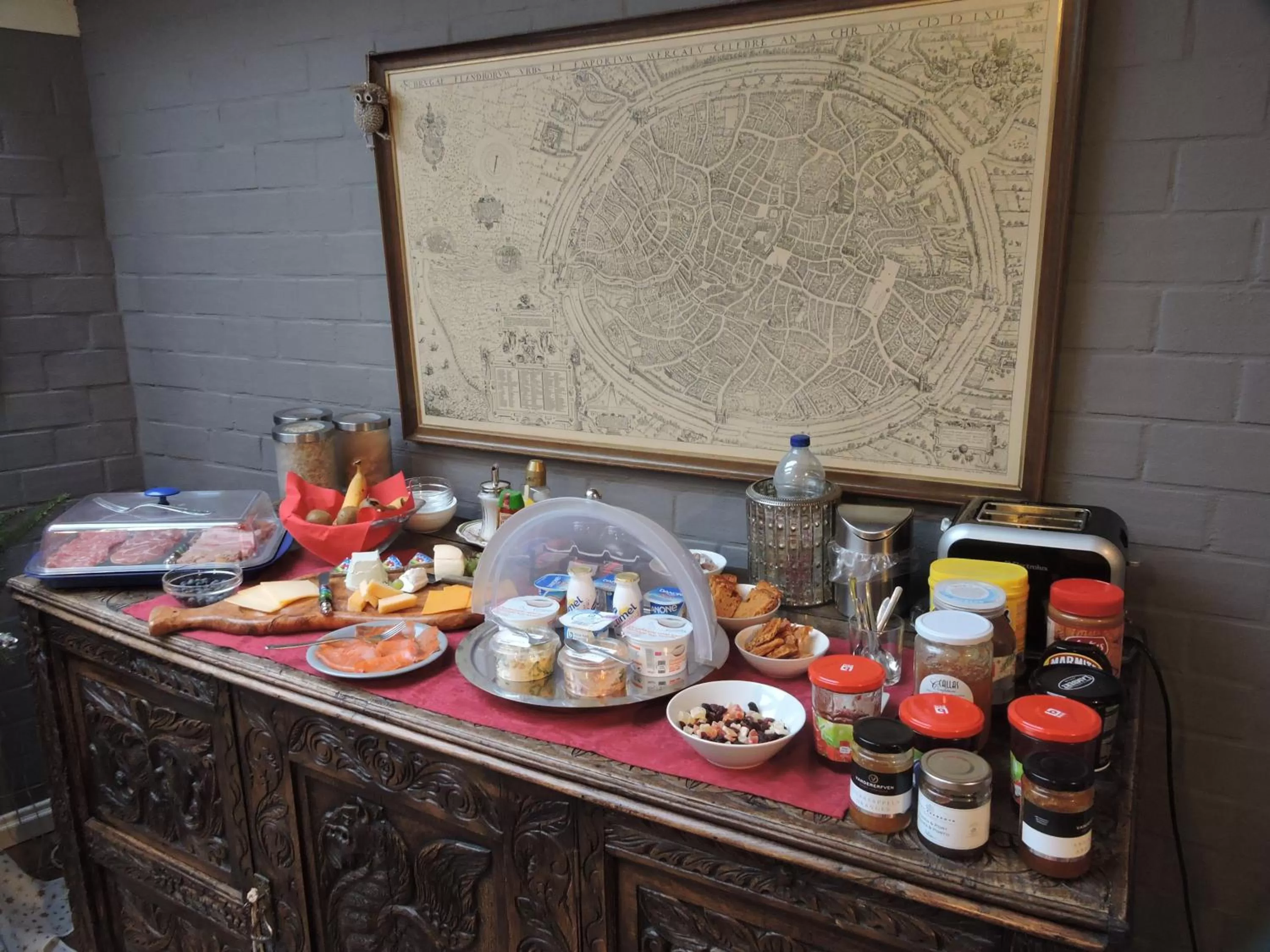 Restaurant/places to eat, Food in B&B Coupure