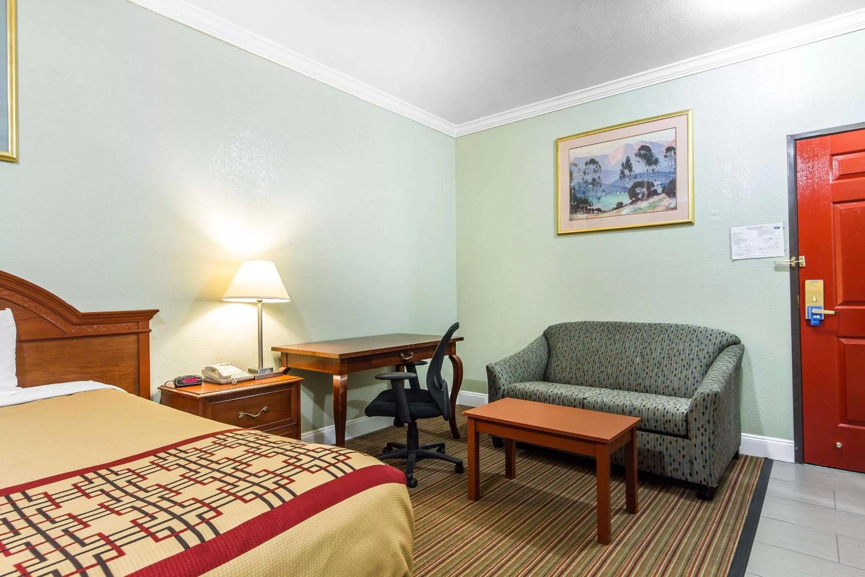 Photo of the whole room in Rodeway Inn & Suites Hayward - Oakland South