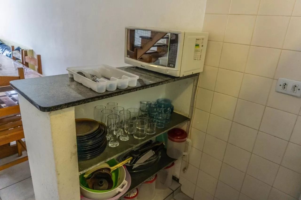 Kitchen or kitchenette, Kitchen/Kitchenette in Pousada Ilha Vitoria