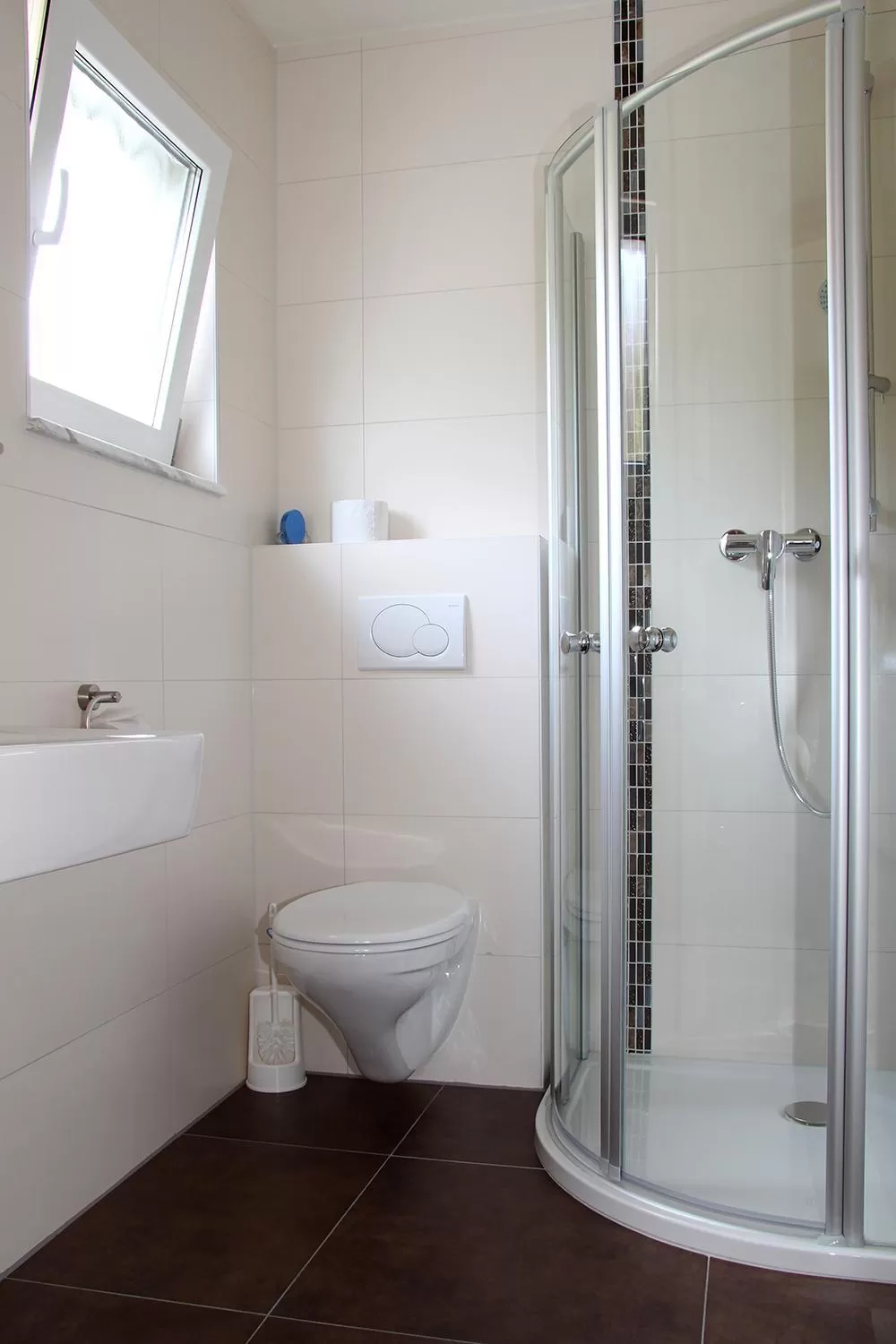 Shower, Bathroom in Villa Croatia & Restaurant Adria