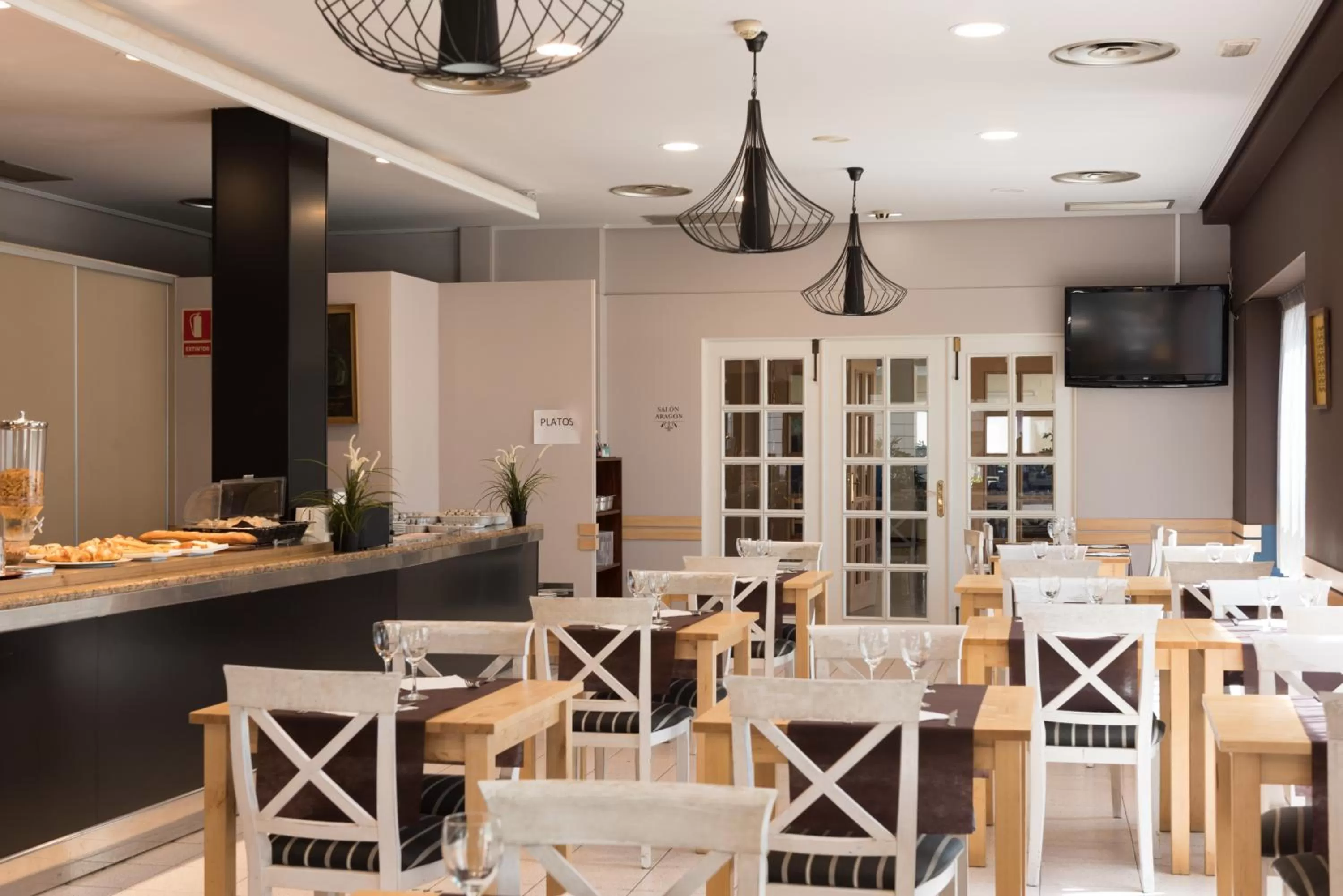 Restaurant/places to eat in Las Ventas