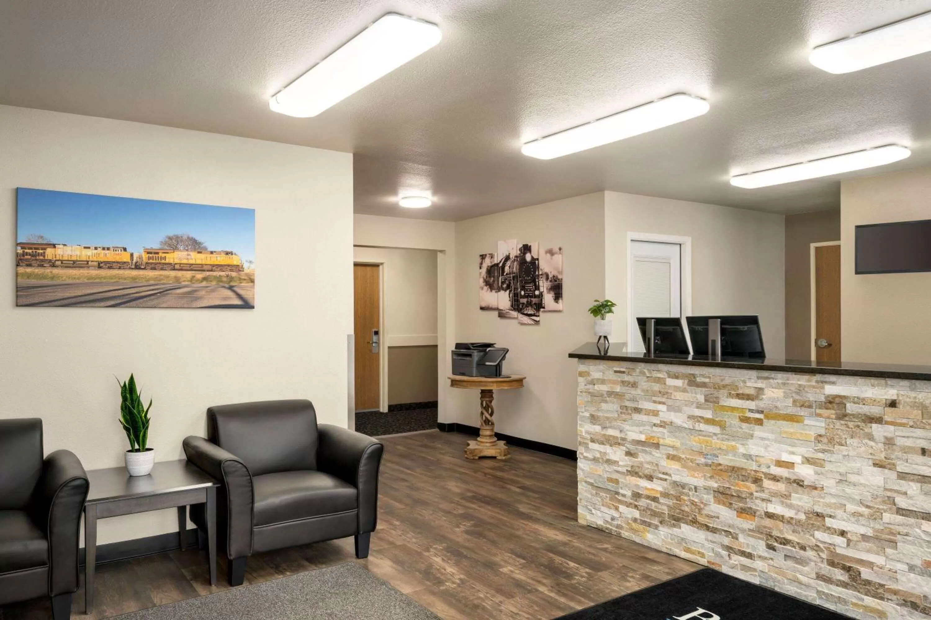 Lobby or reception in Baymont by Wyndham Hearne