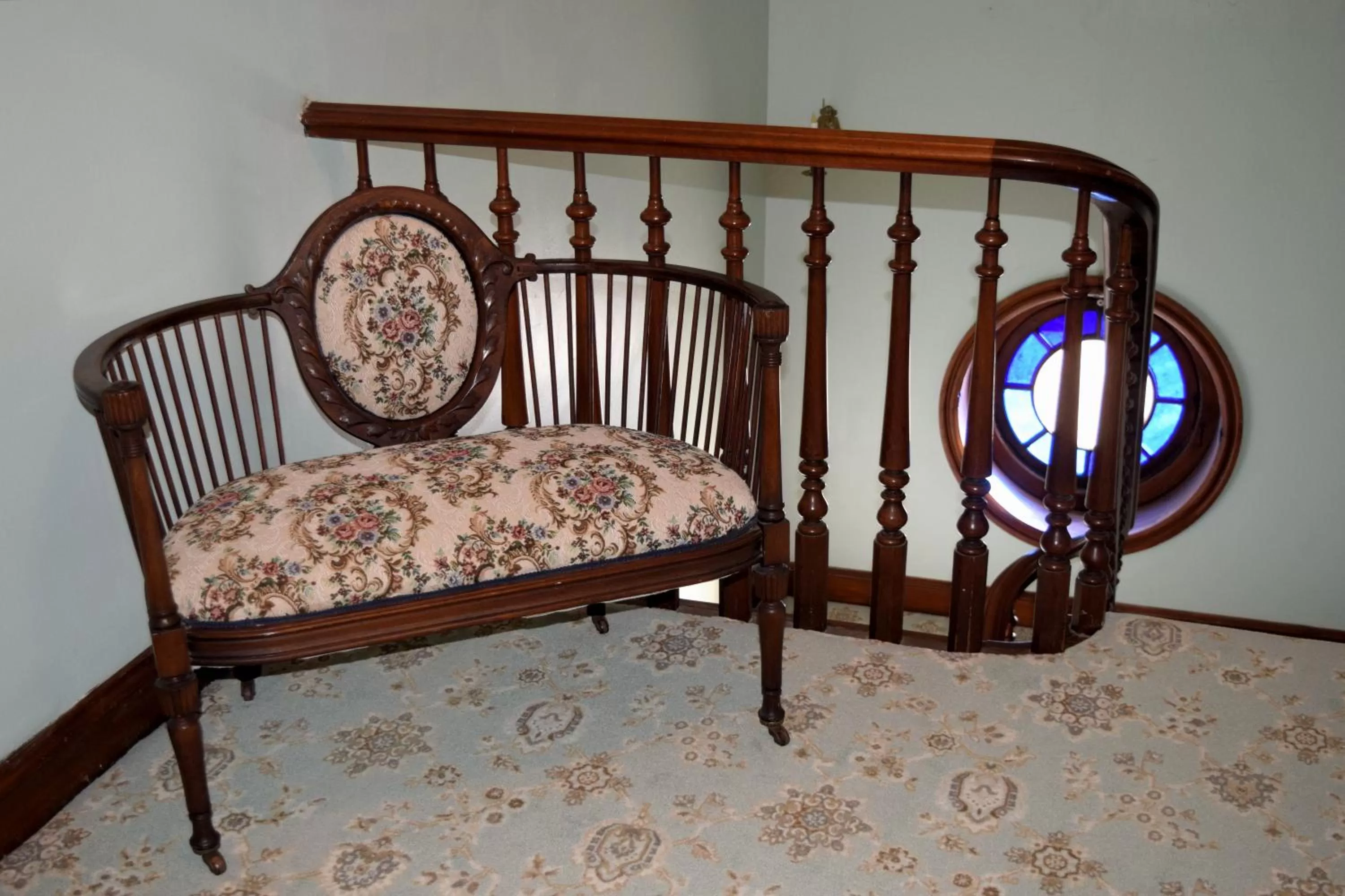 Decorative detail in Gifford-Risley House Bed and Breakfast