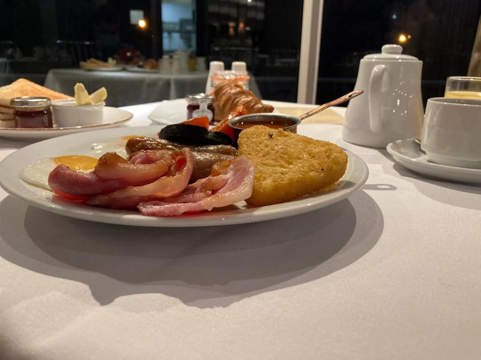 Breakfast in The Lincoln Hotel