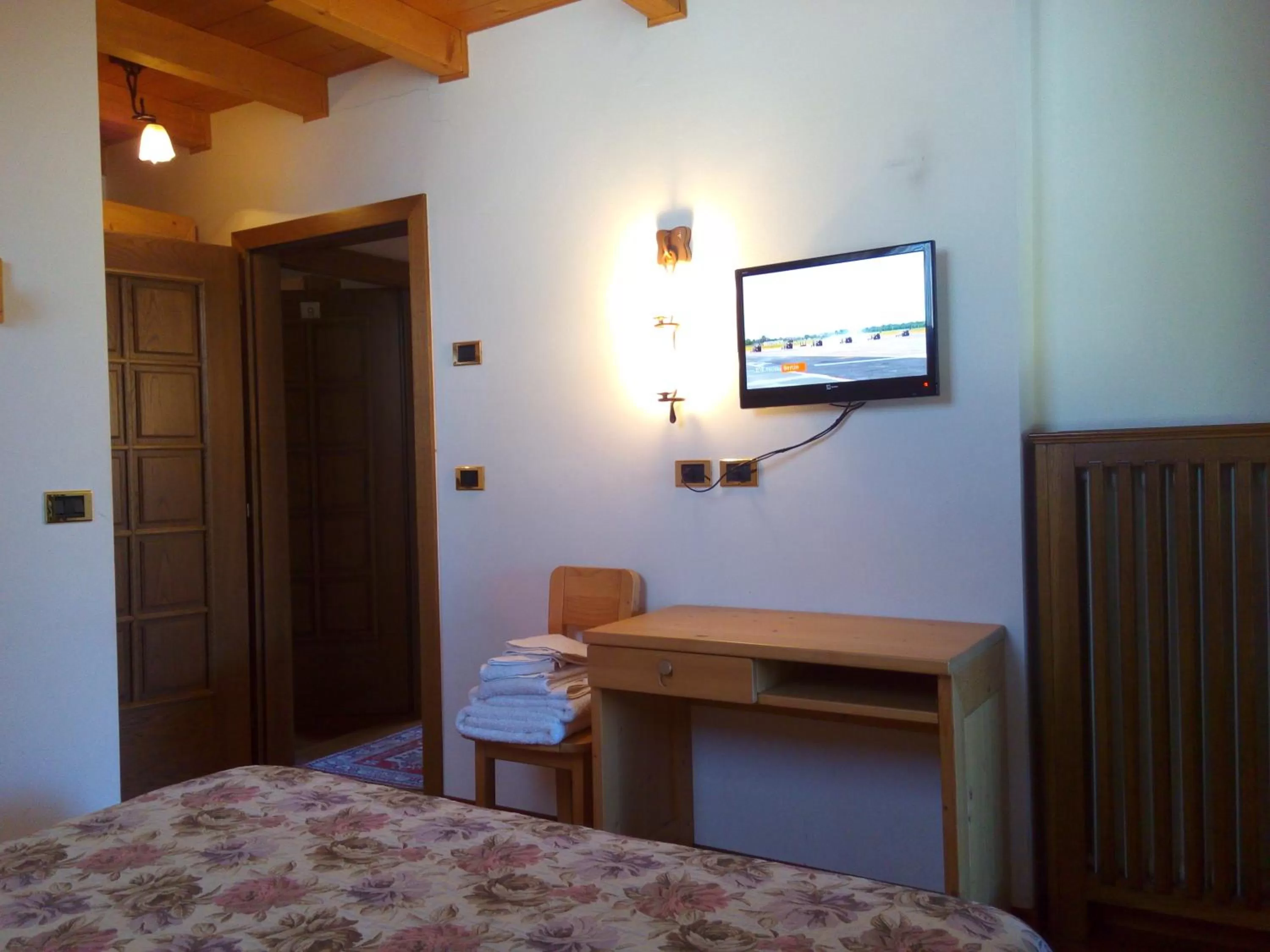 Bedroom, Bed in B&B Casa Bazzanella