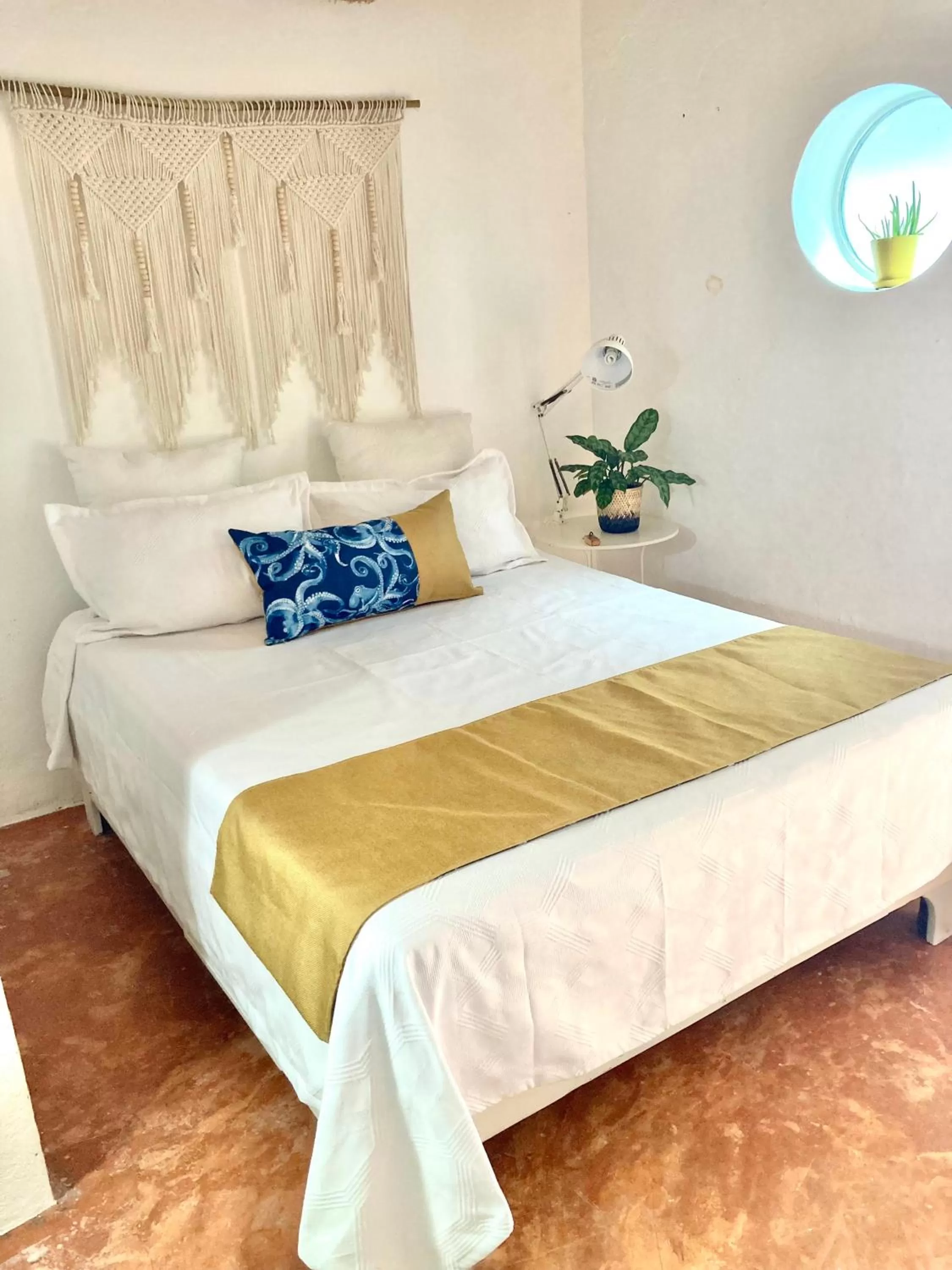 Bed in Hotel Club Rolling Stone