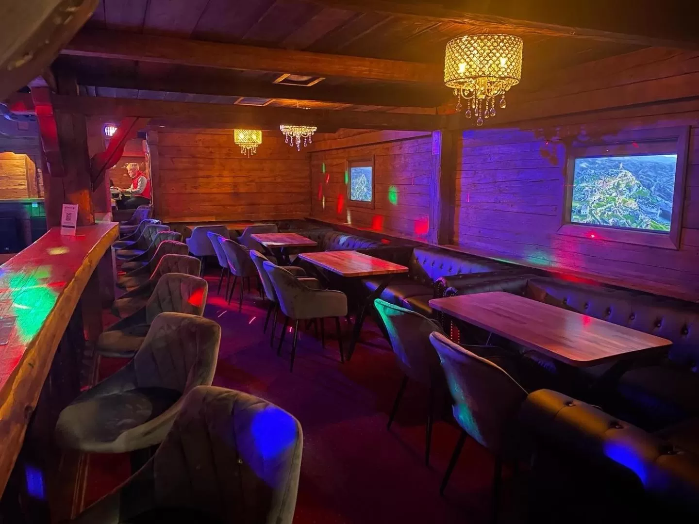 Nightclub / DJ in Hotel Gundl Alm