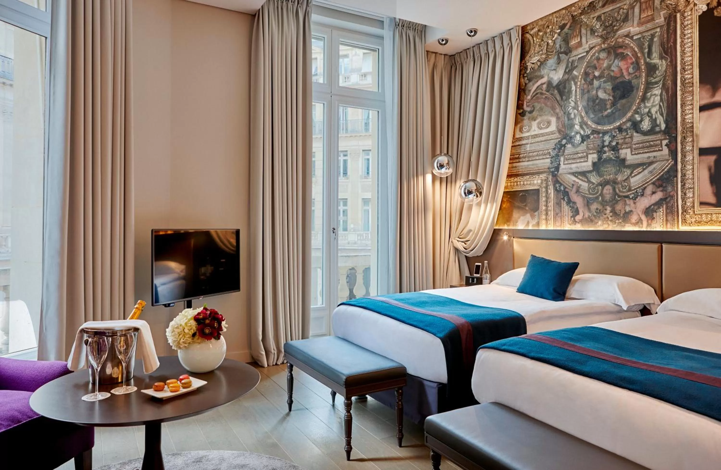 Photo of the whole room, Bed in Hotel Indigo Paris - Opera by IHG