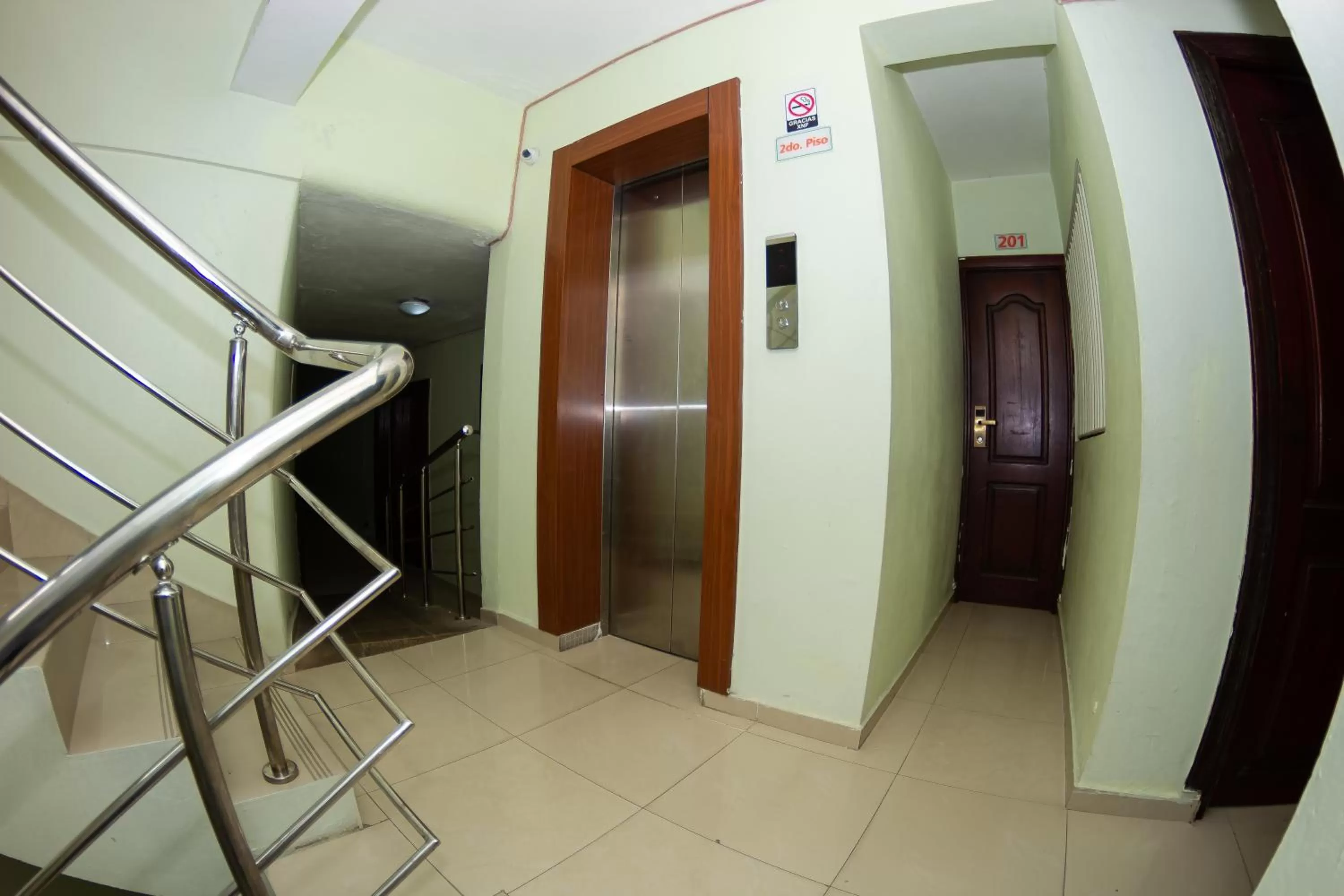 elevator in Hotel Renacer