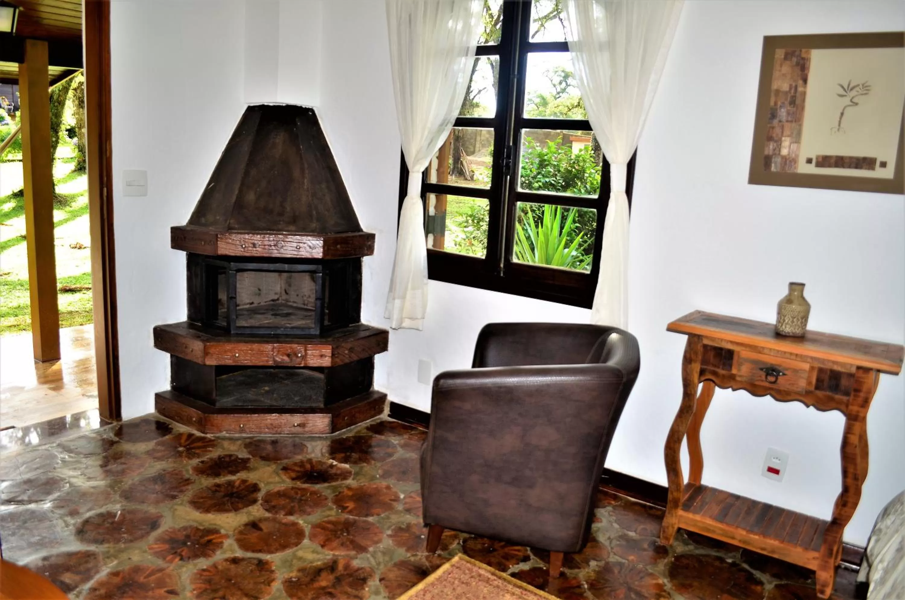 Photo of the whole room in Pousada Toca Da Coruja