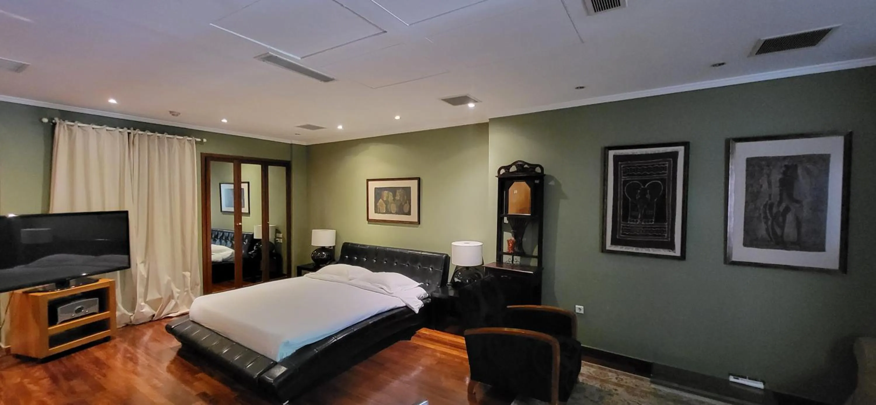 Bed in Andromeda Suites