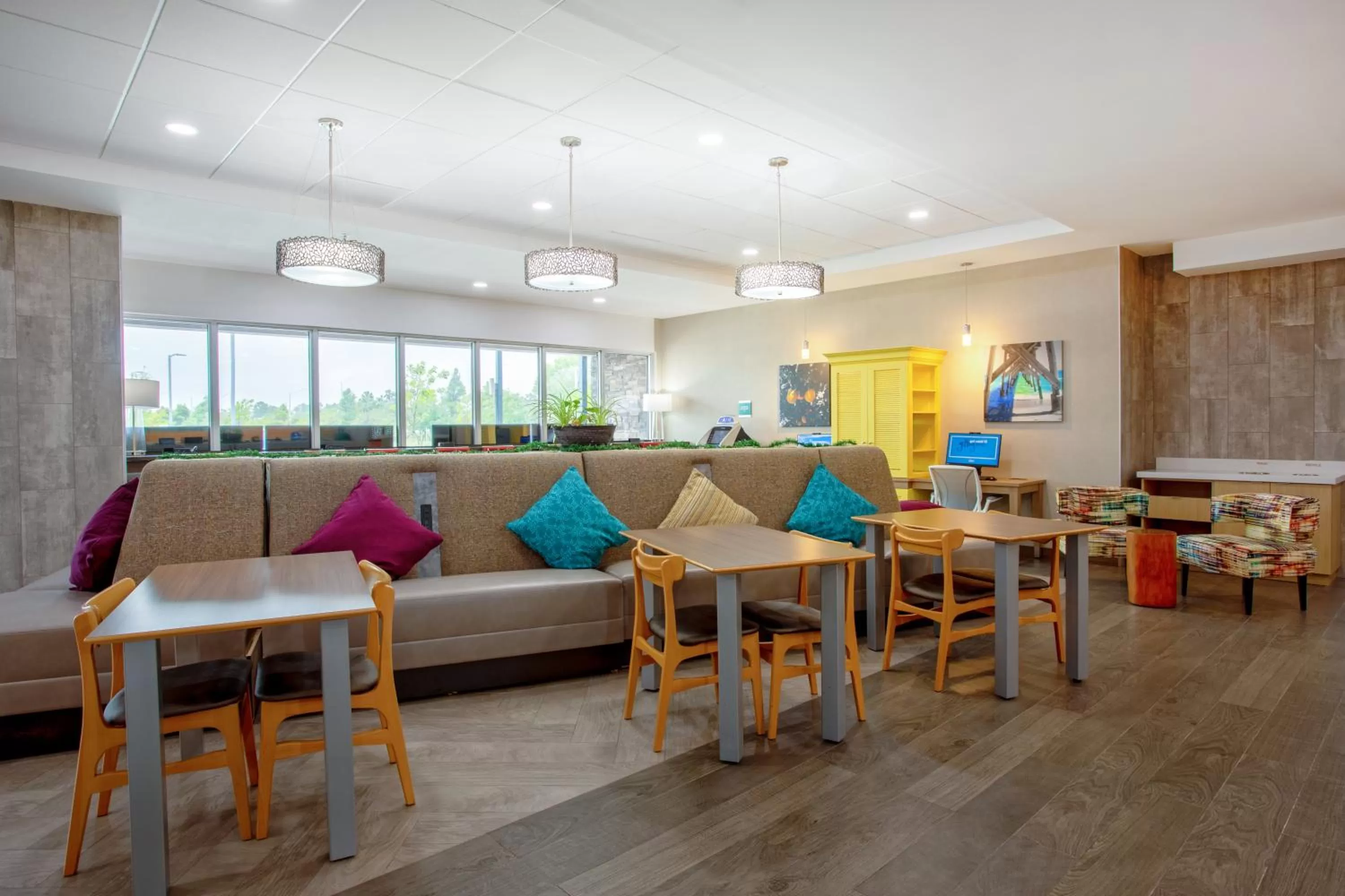Lobby or reception in Home2 Suites By Hilton Vero Beach I-95