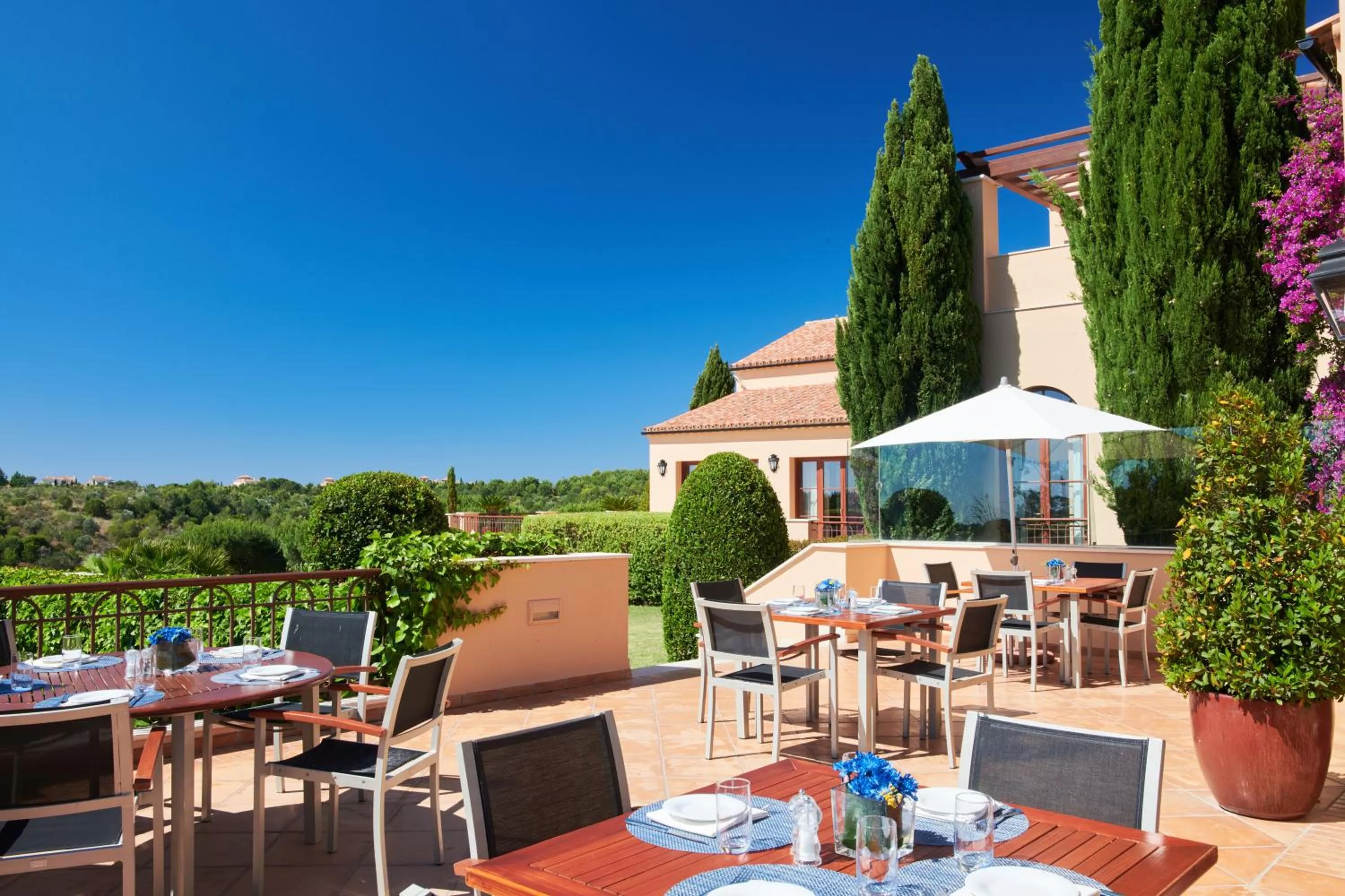 Restaurant/places to eat in Monte Rei Golf & Country Club