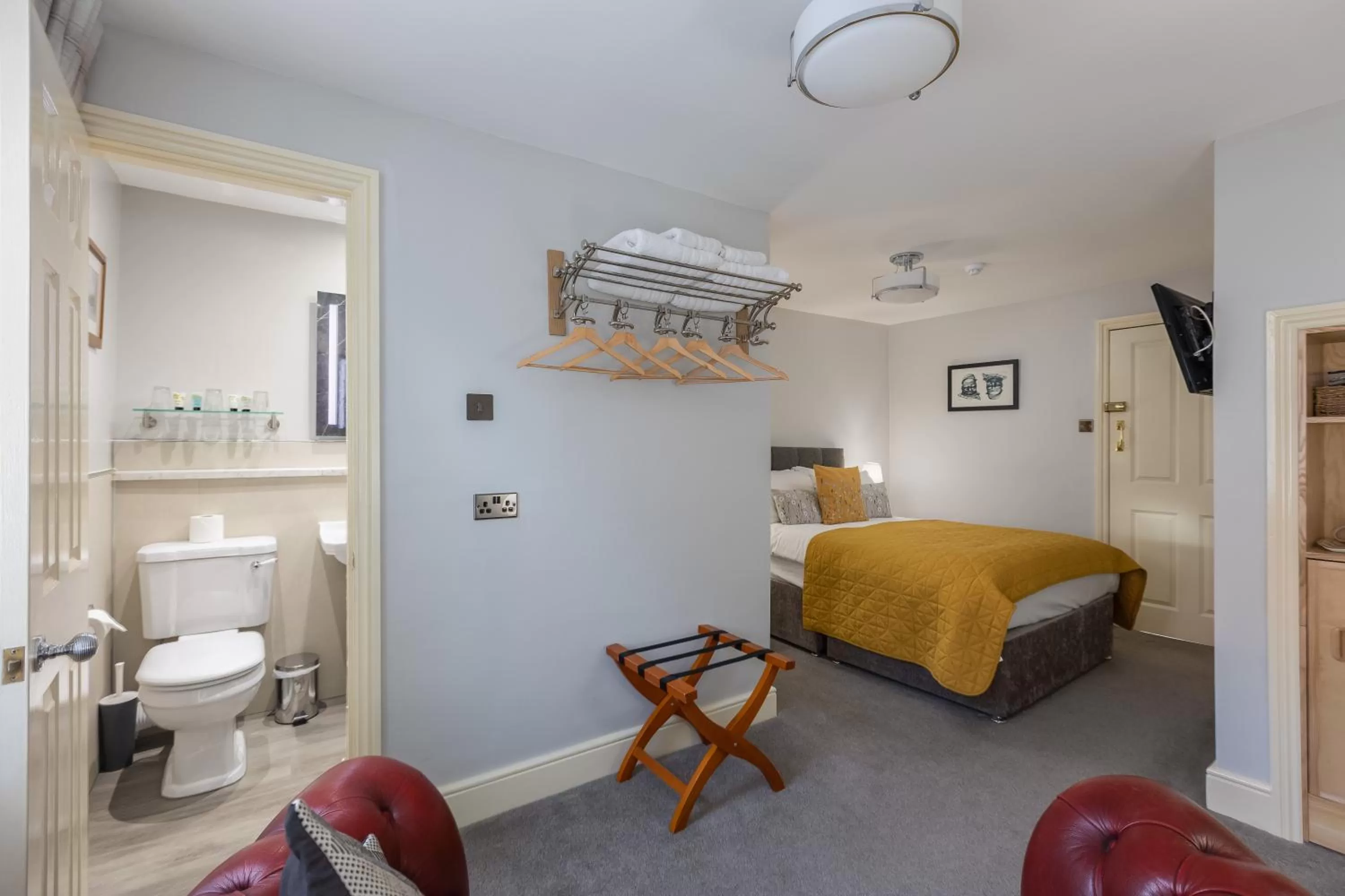 Bed in The Black Swan Inn