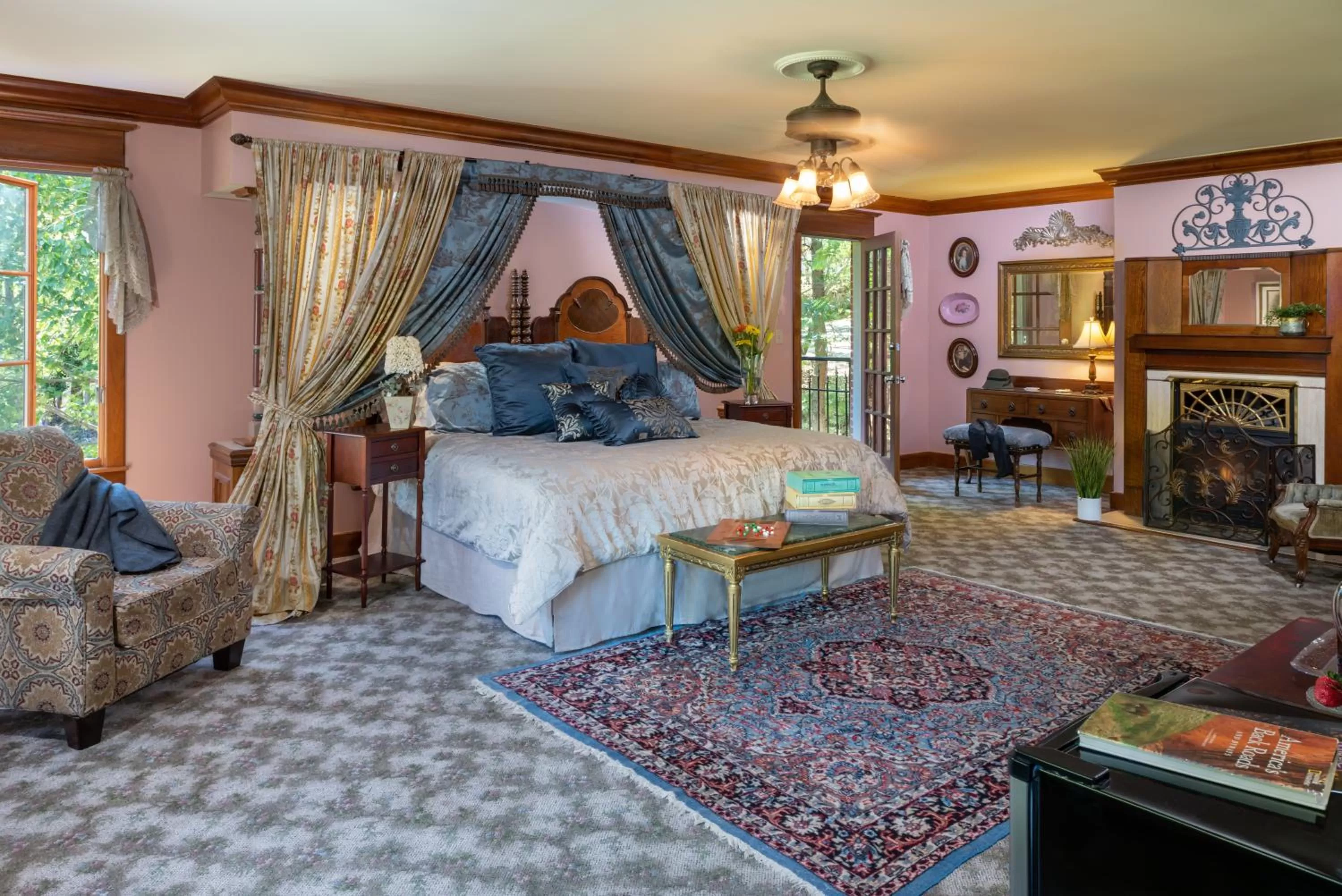 Bed in Angel at Rose Hall