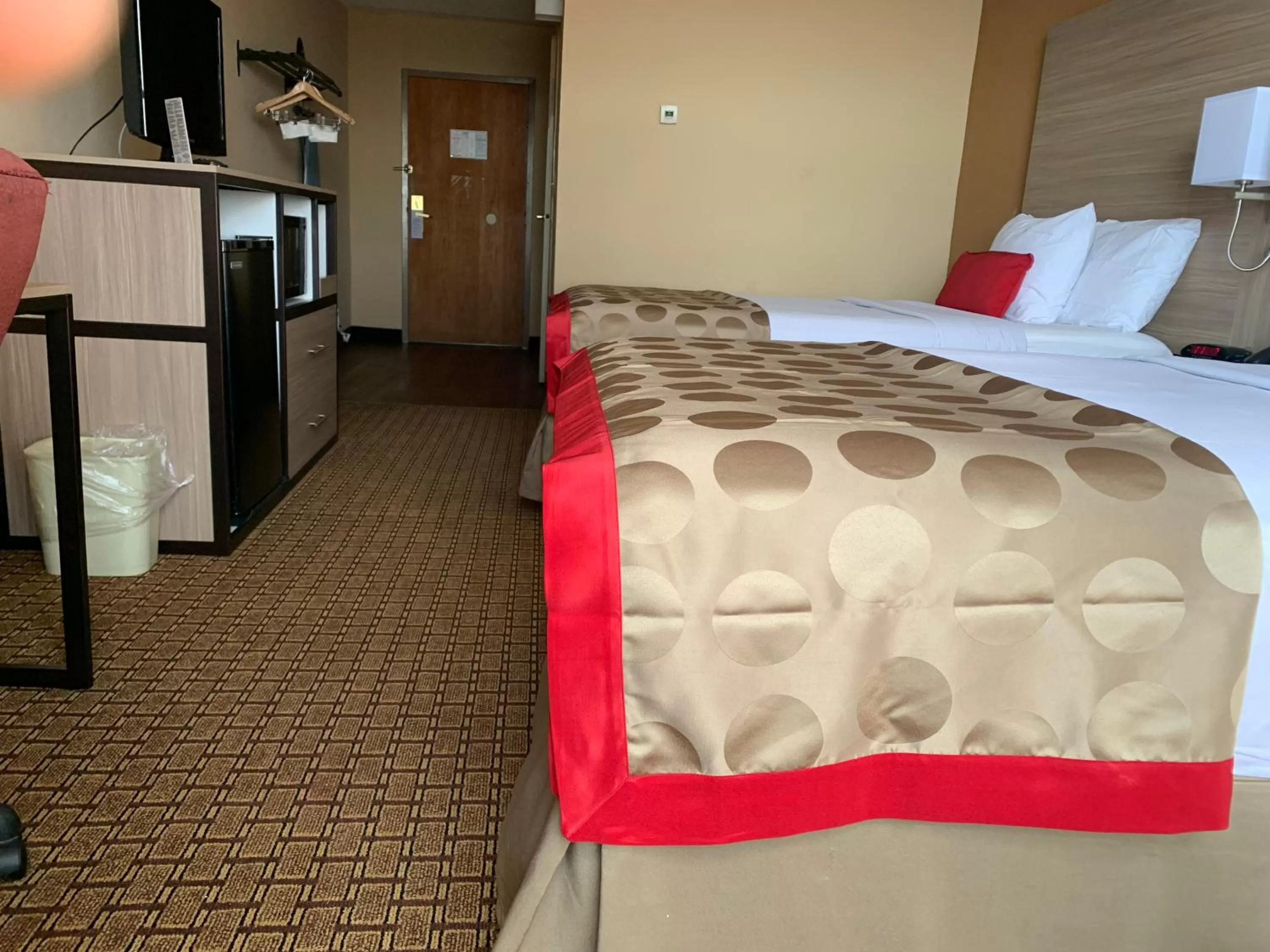 Bed in Ramada by Wyndham West Atlantic City