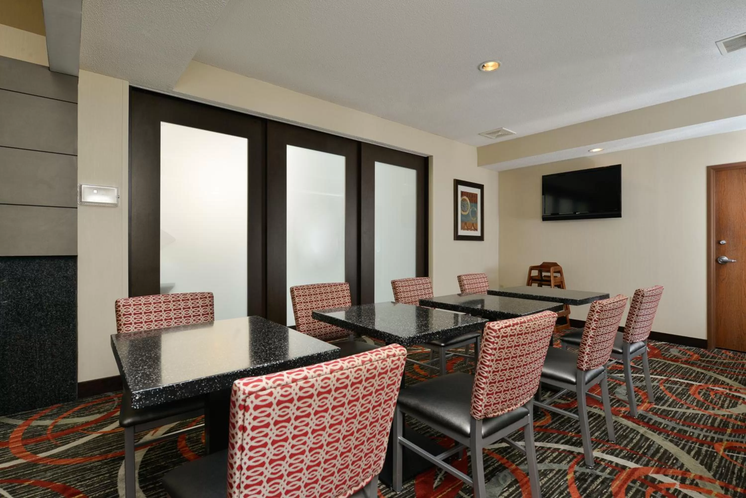 Breakfast in Holiday Inn Express Boston-Milford by IHG