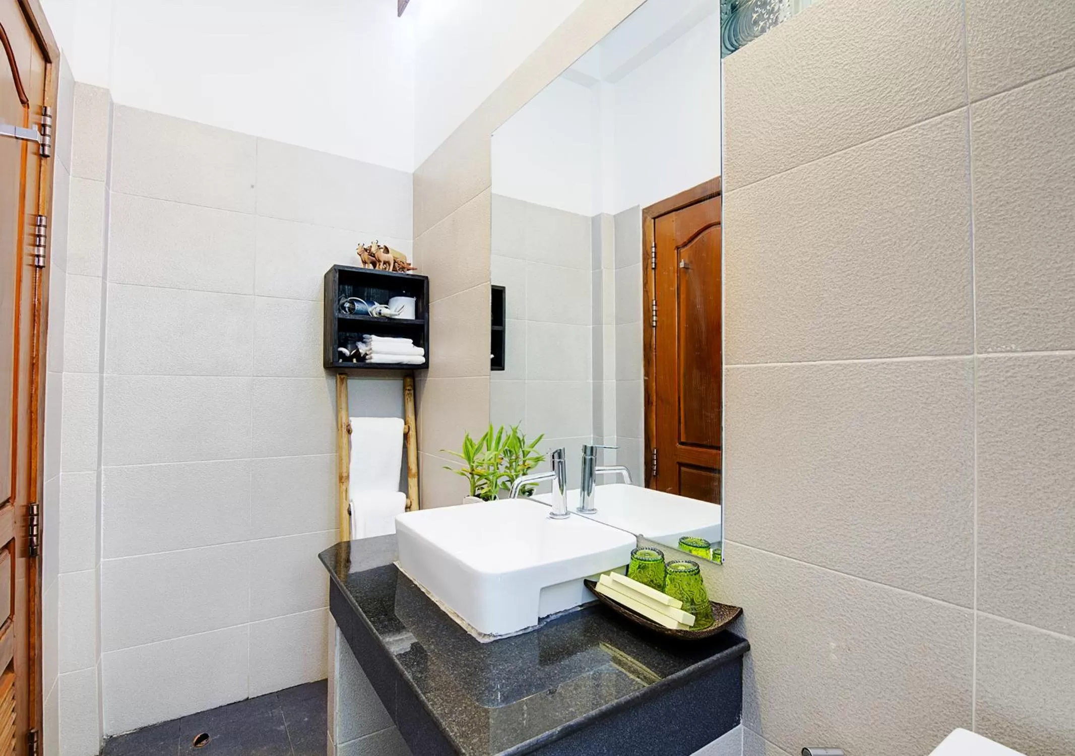 Bathroom in Maison Model d'Angkor