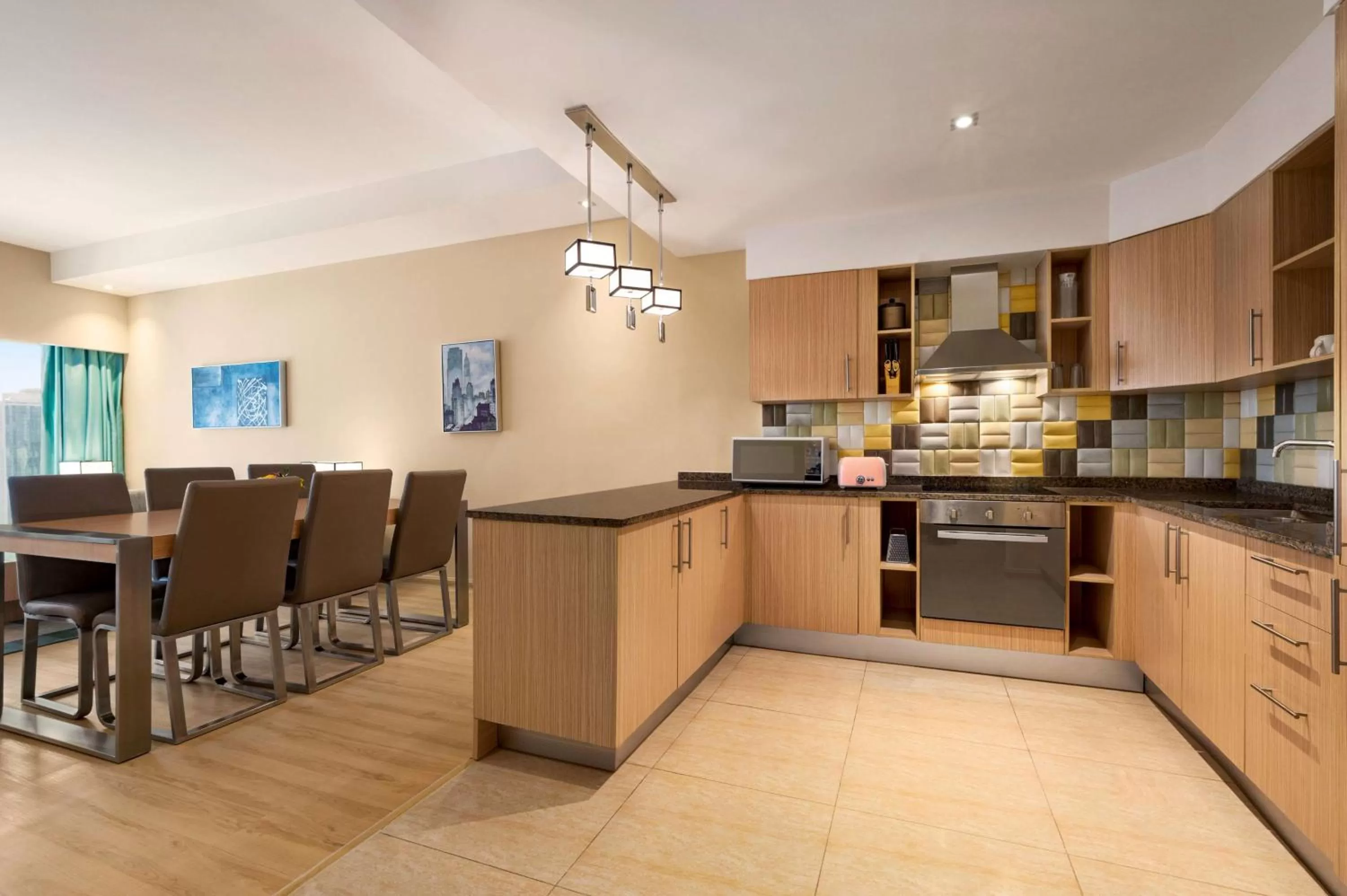 Photo of the whole room in Wyndham Doha West Bay