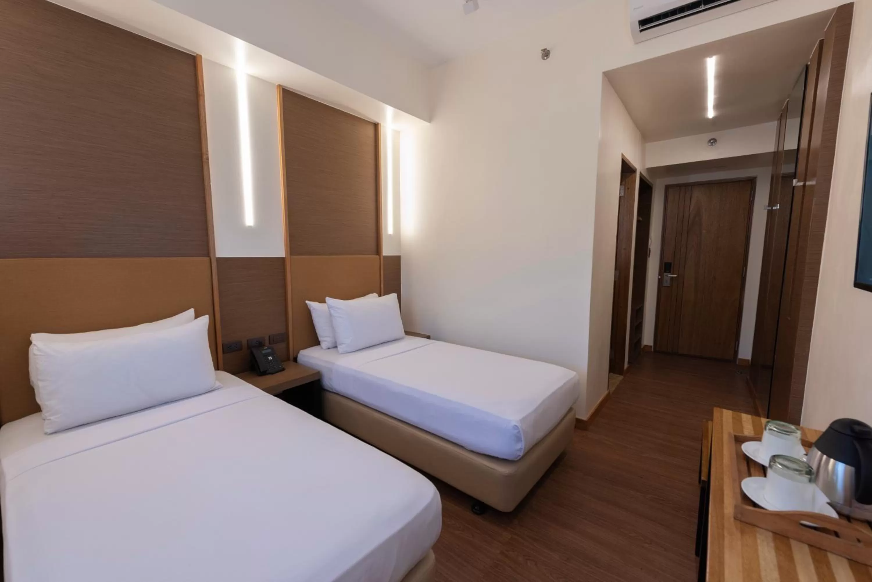 Photo of the whole room, Bed in Kabayan Hotel Pasay