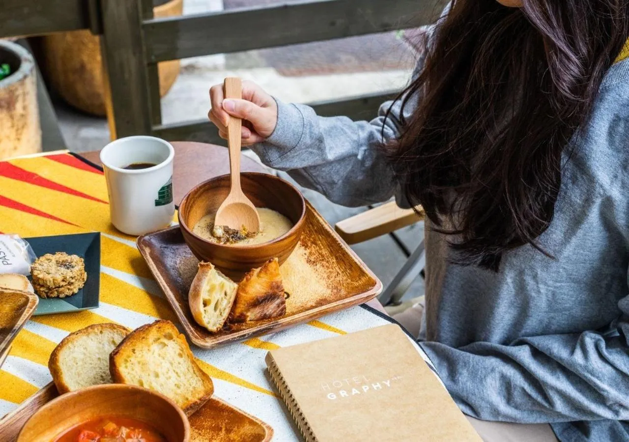 Food in Hotel Graphy Nezu