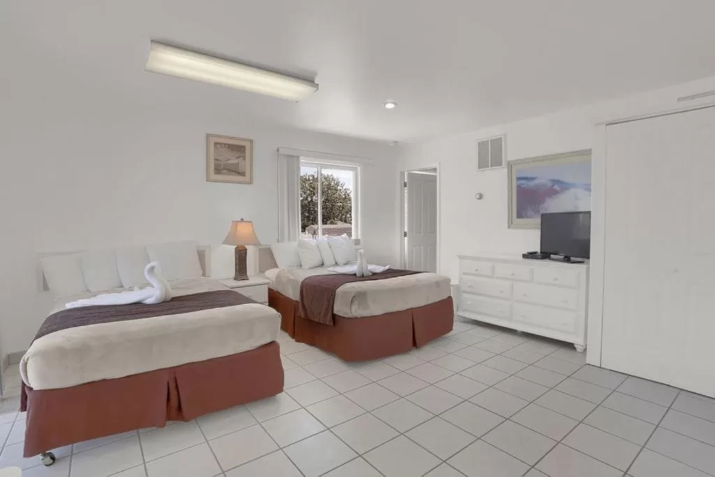 Heart of Wildwood Motel