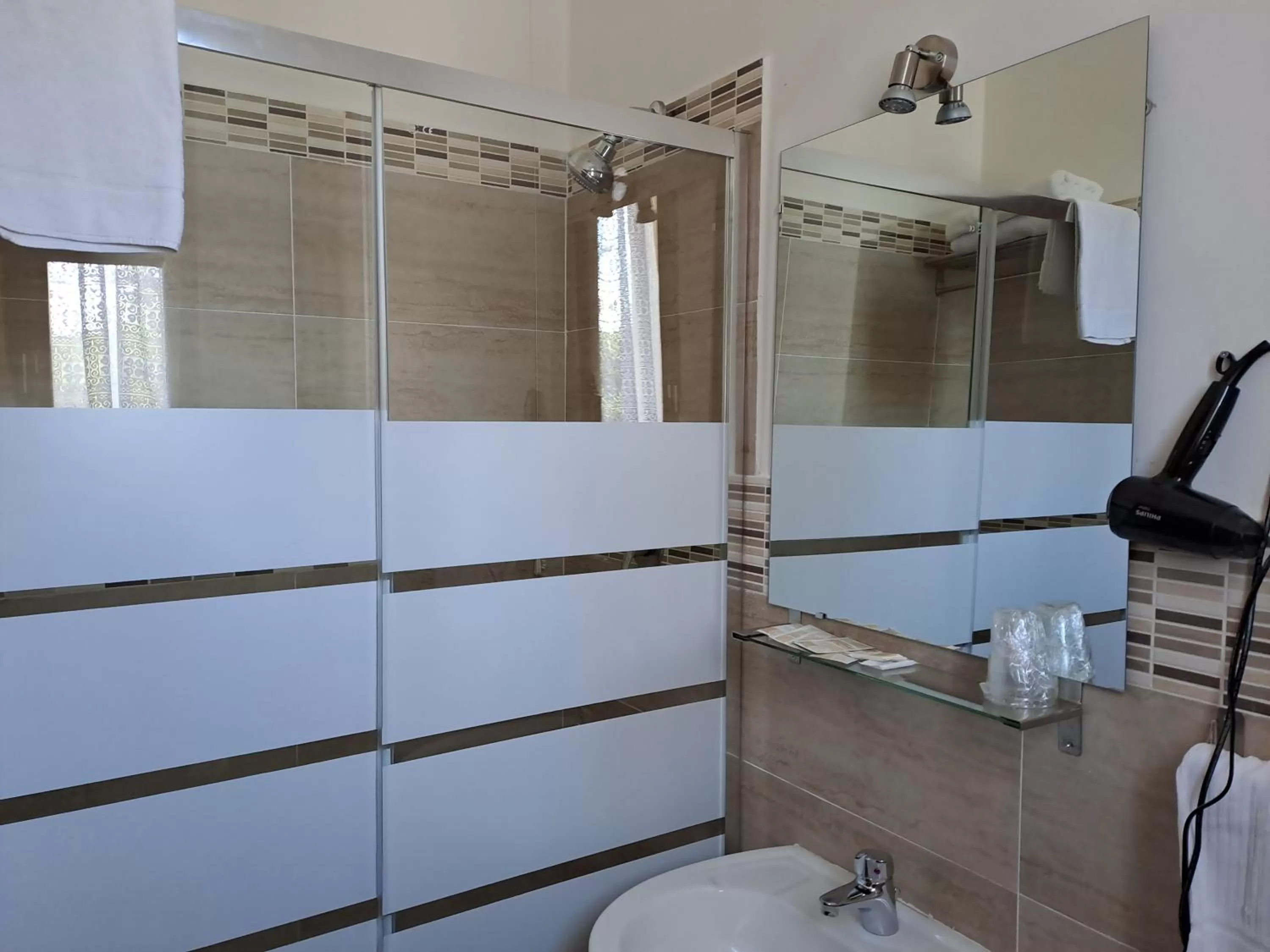 Shower in Hotel Villa Robinia