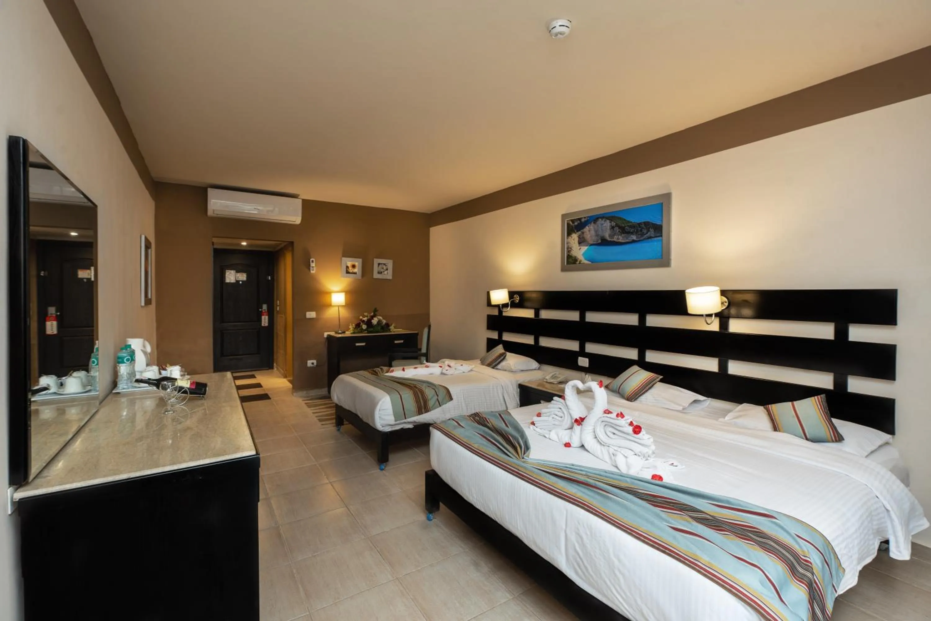 Bedroom, Bed in El Karma Beach Resort & Aqua Park - Hurghada