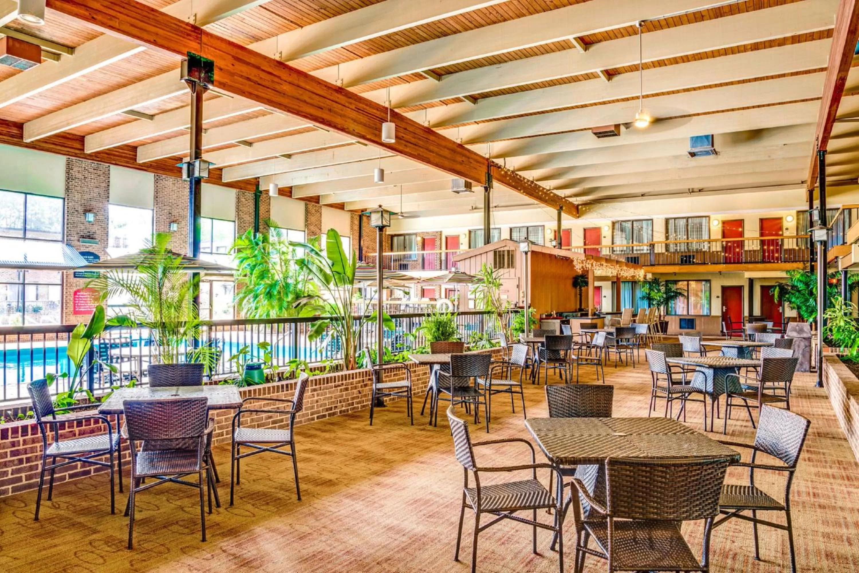 Swimming pool in Wyndham Garden York