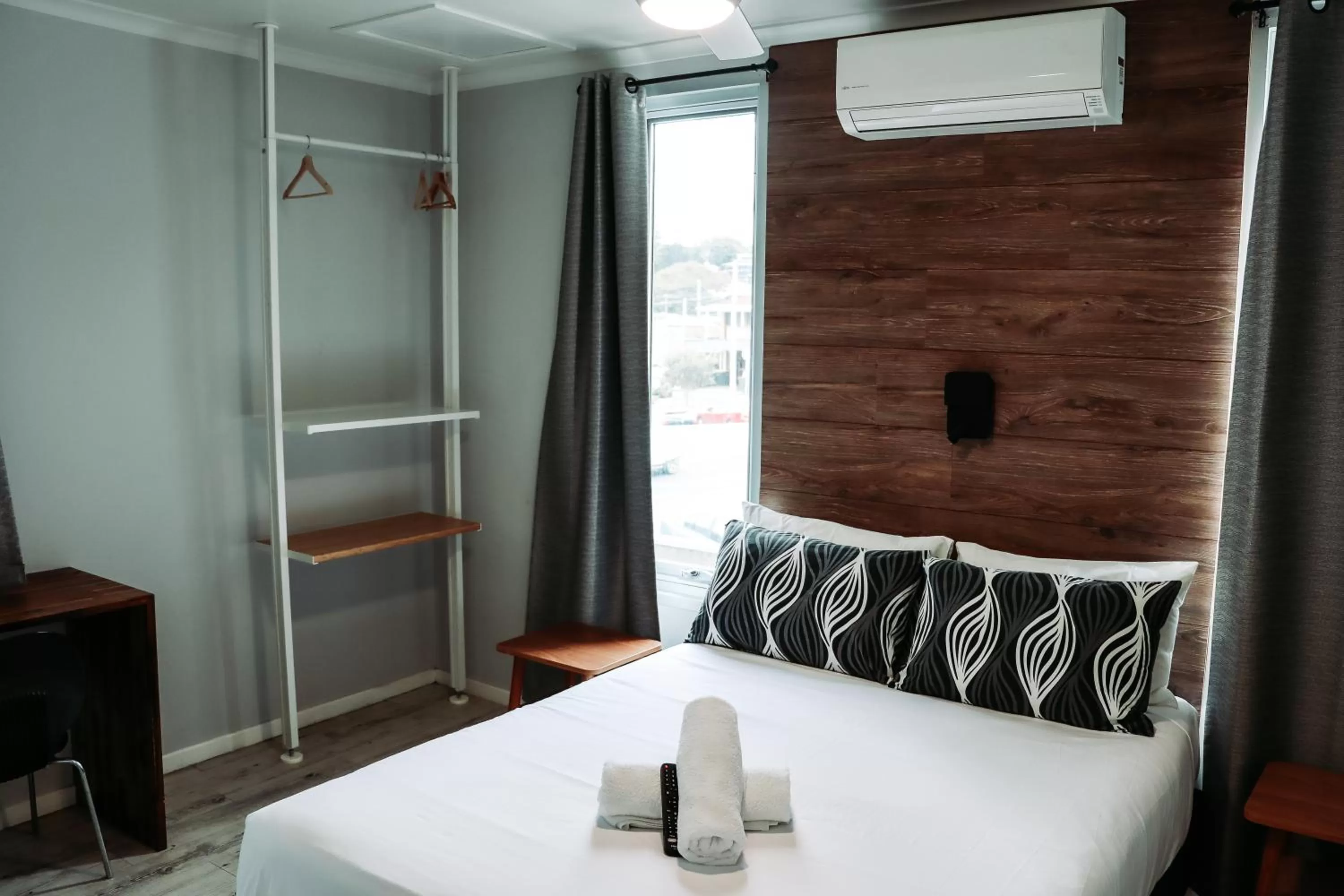 Bed in Yamba Central