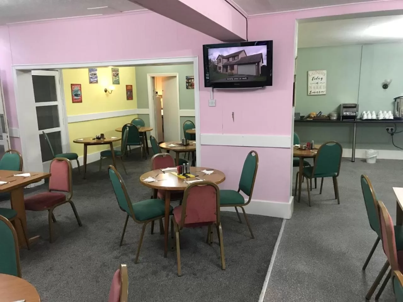 Food and drinks in The Orbiston