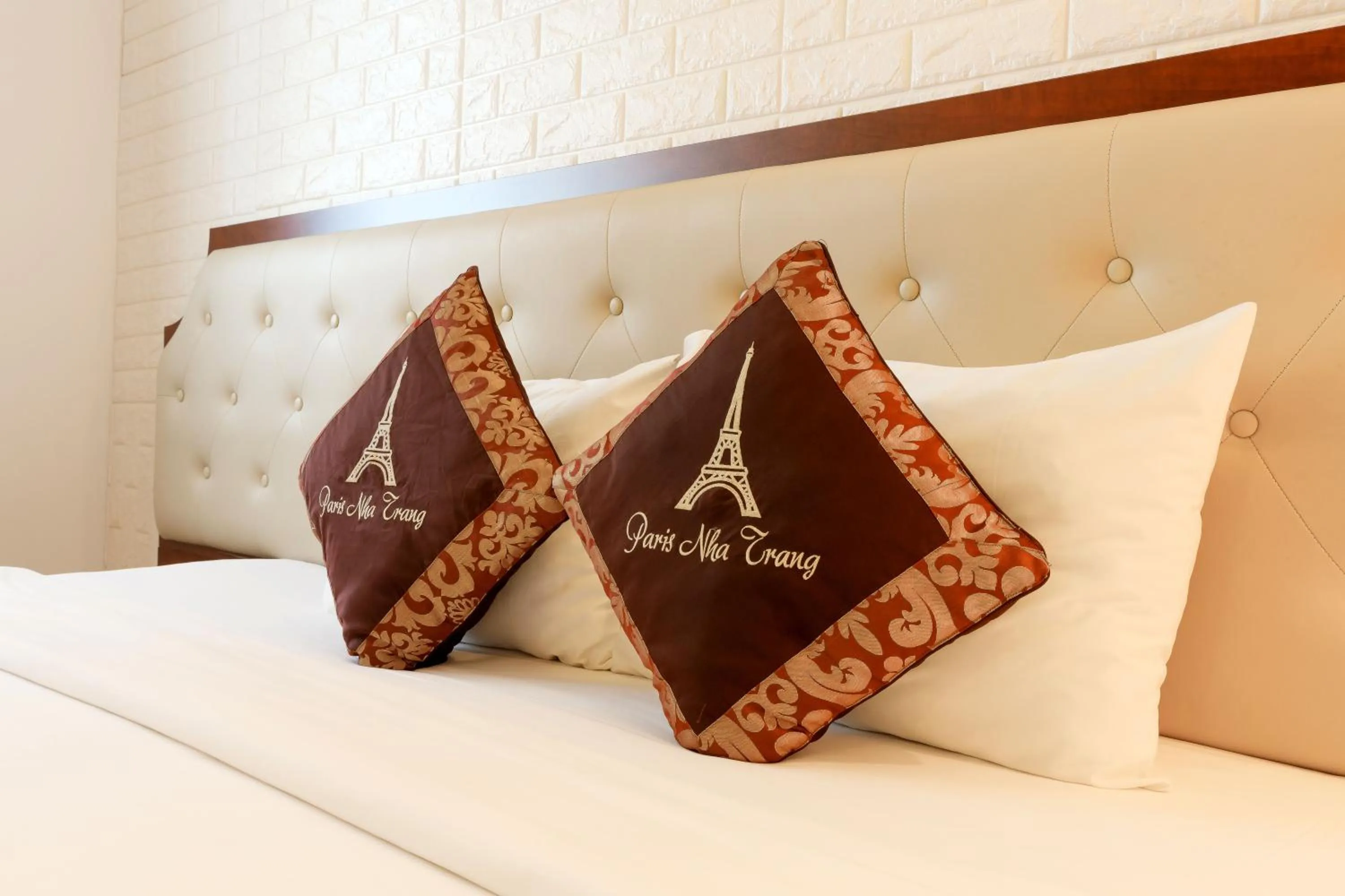 Bed in Paris Luxury Hotel & Apartment Nha Trang