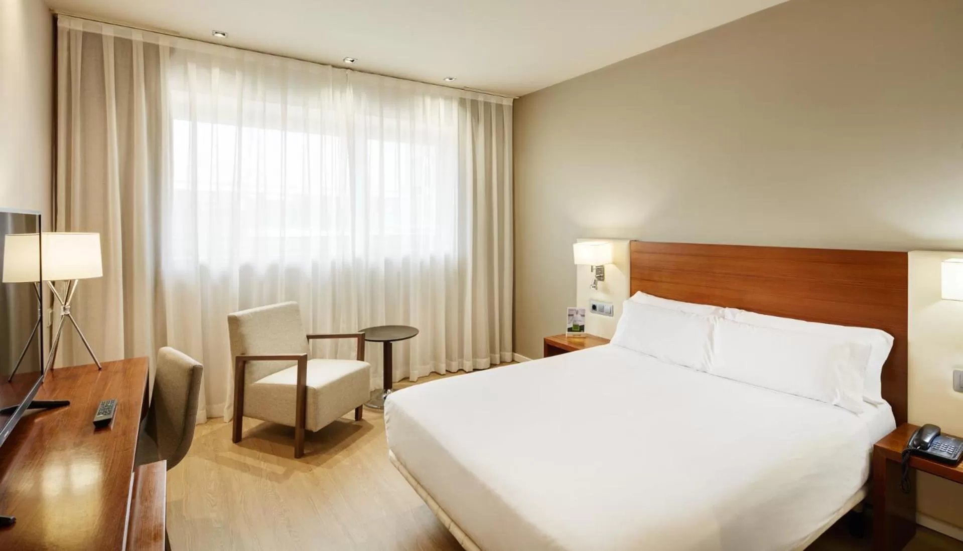 Executive Double Room in Sercotel Ciutat de Montcada