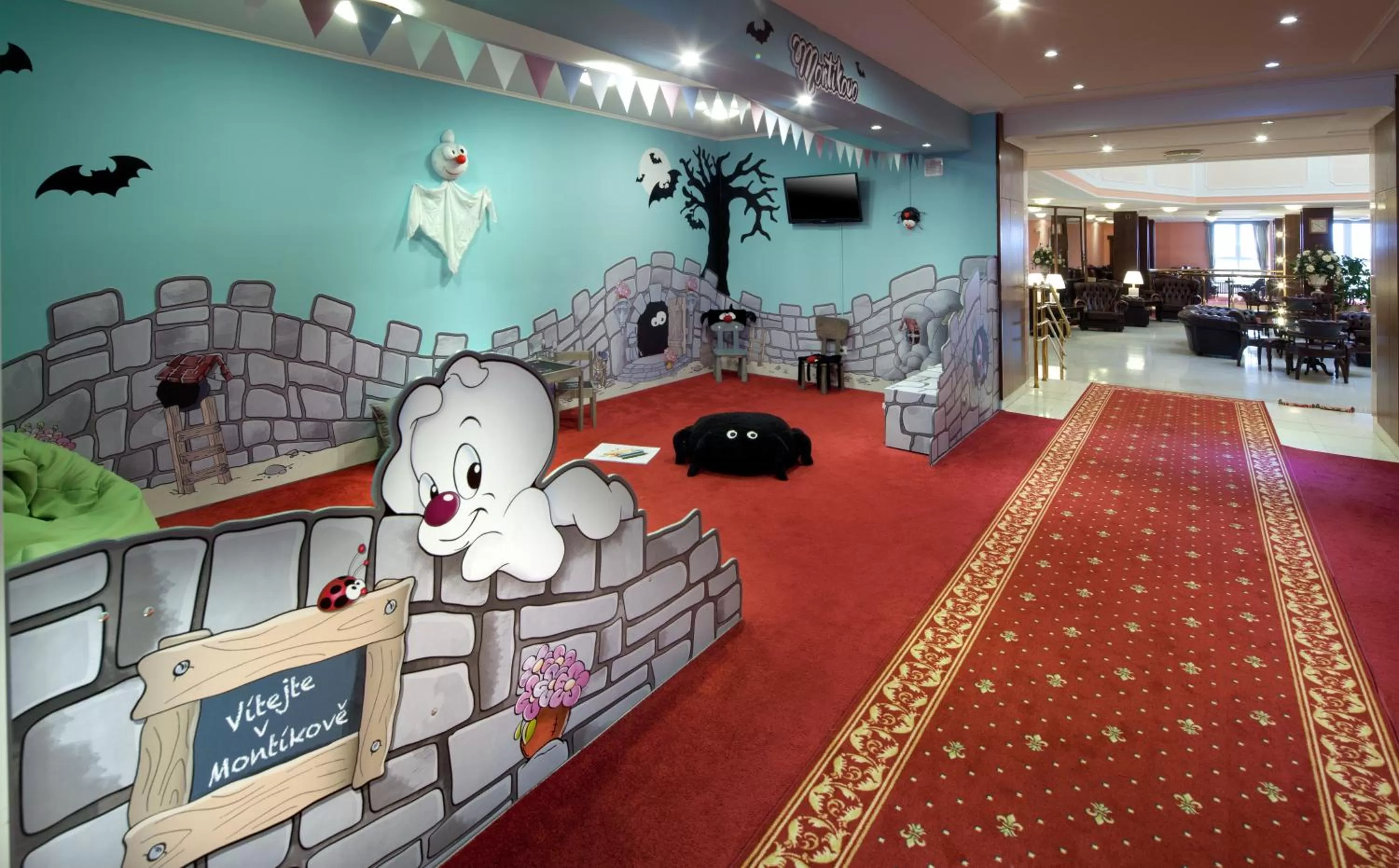 Area and facilities in Chateau Monty Spa Resort