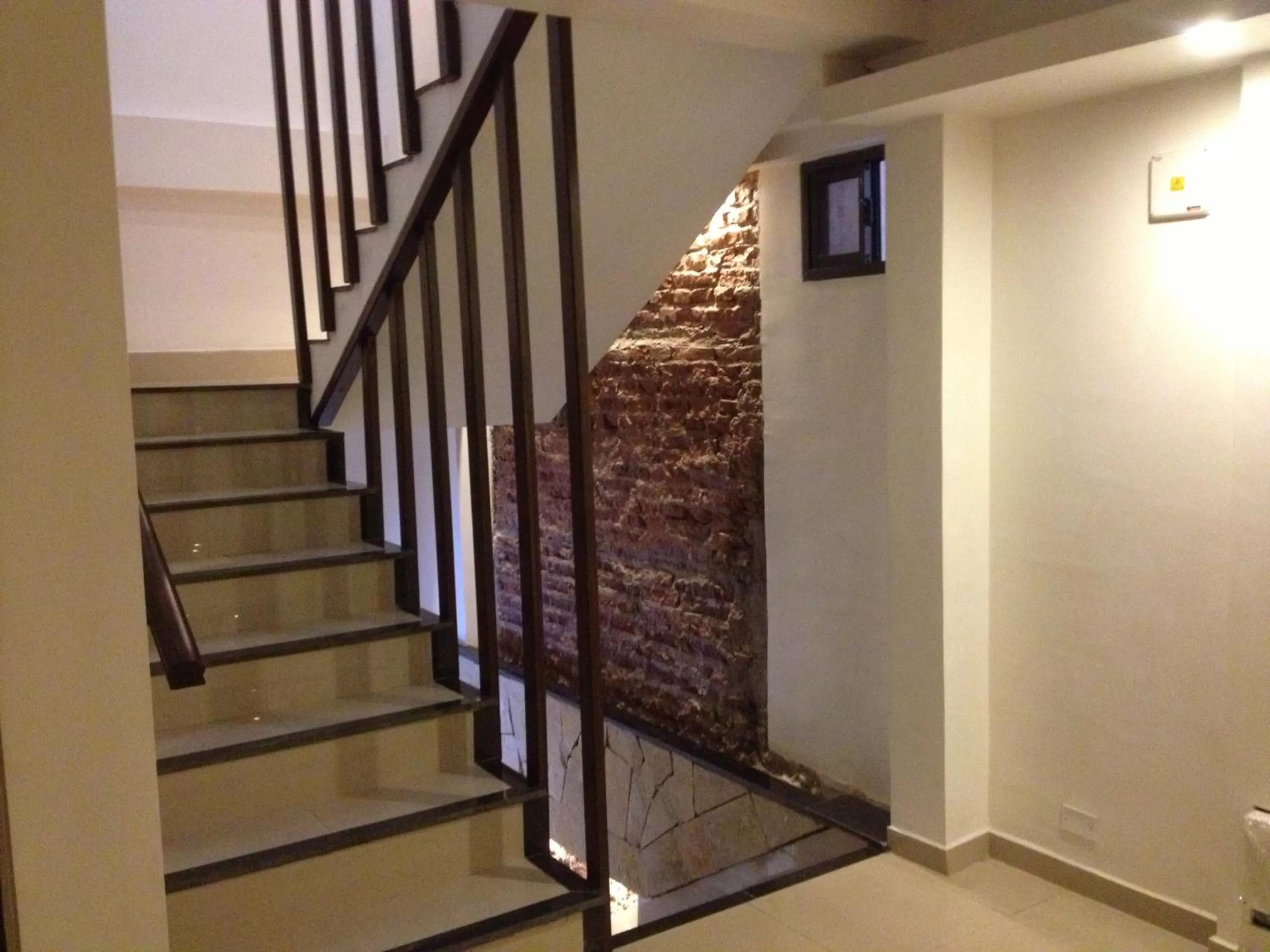 Decorative detail in Lorenzo Suites Hotel