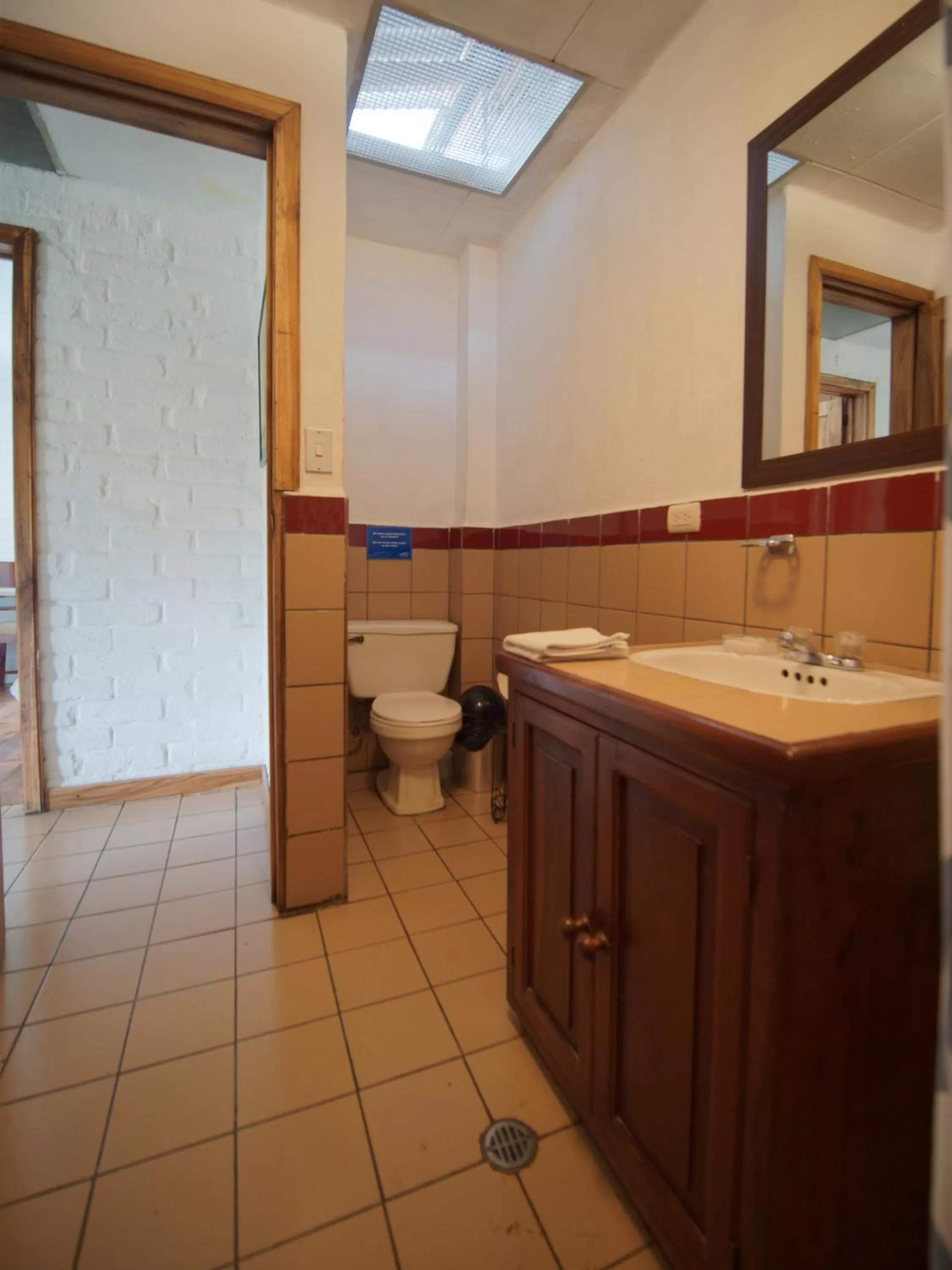 Toilet, Bathroom in Apartamentos Otorongo Cuenca Ecuador