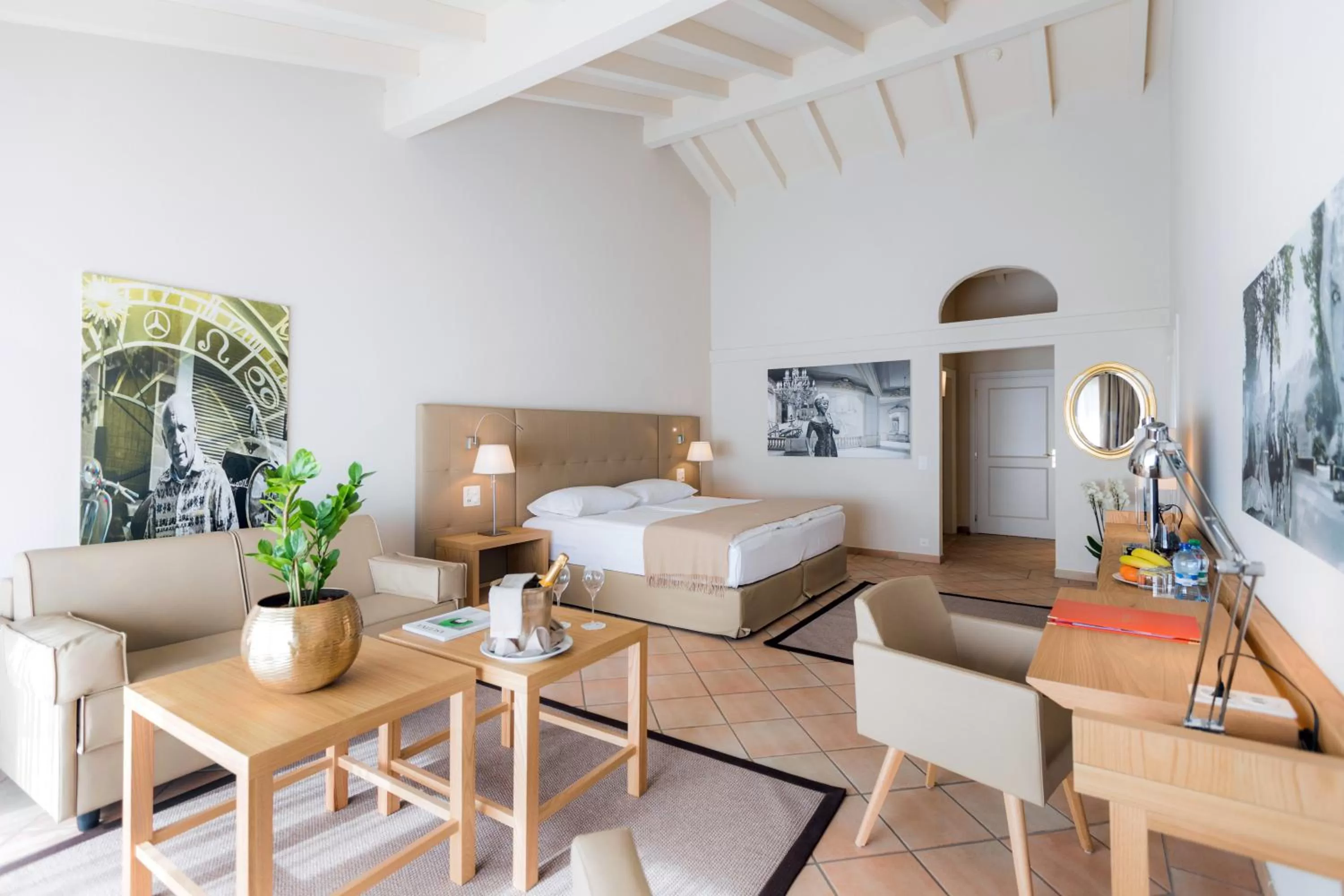 Photo of the whole room, Bed in Parkhotel Delta, Wellbeing Resort