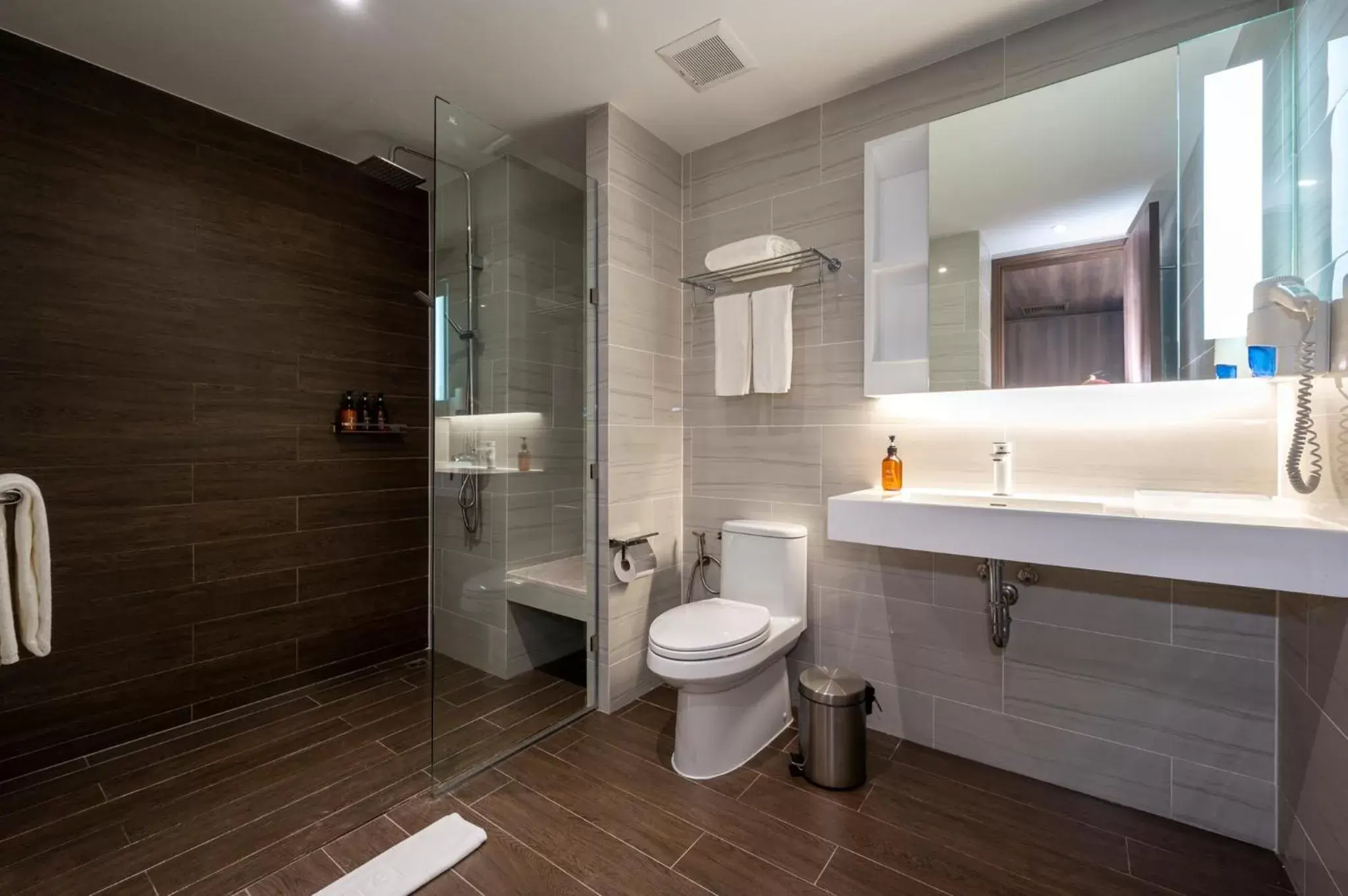 King Room with Balcony in VELA Dhi Nakhon Phanom King Room with Balcony in VELA Dhi Nakhon Phanom