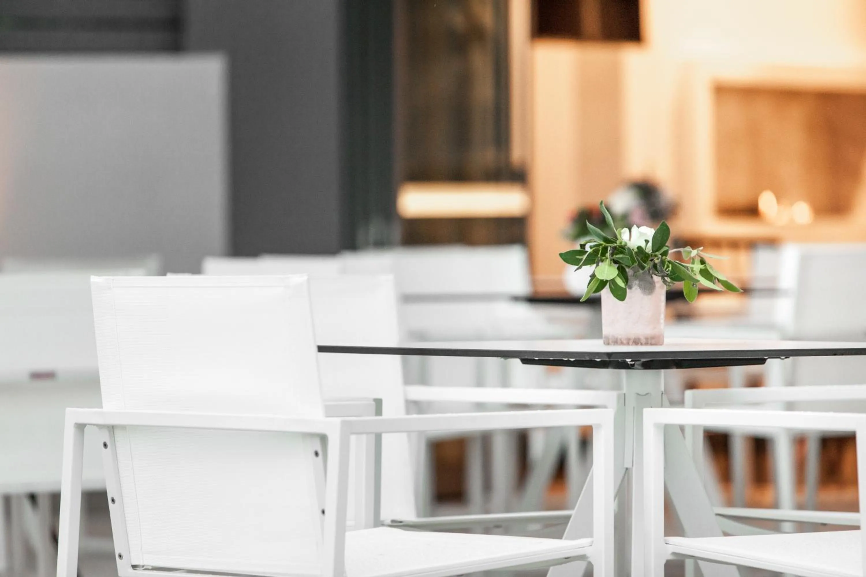 Restaurant/places to eat in Garden City Resort