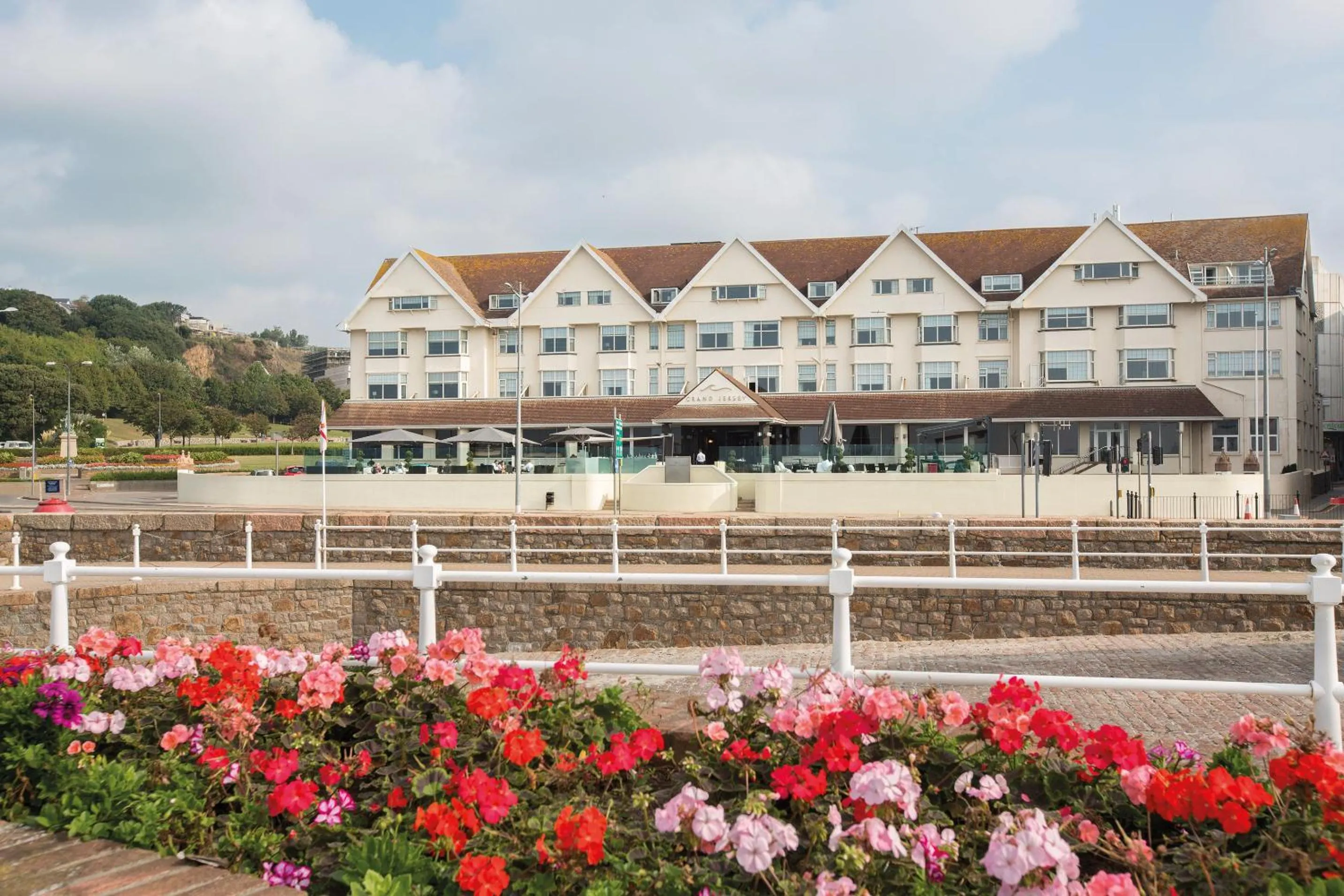 Grand Jersey Hotel and Spa