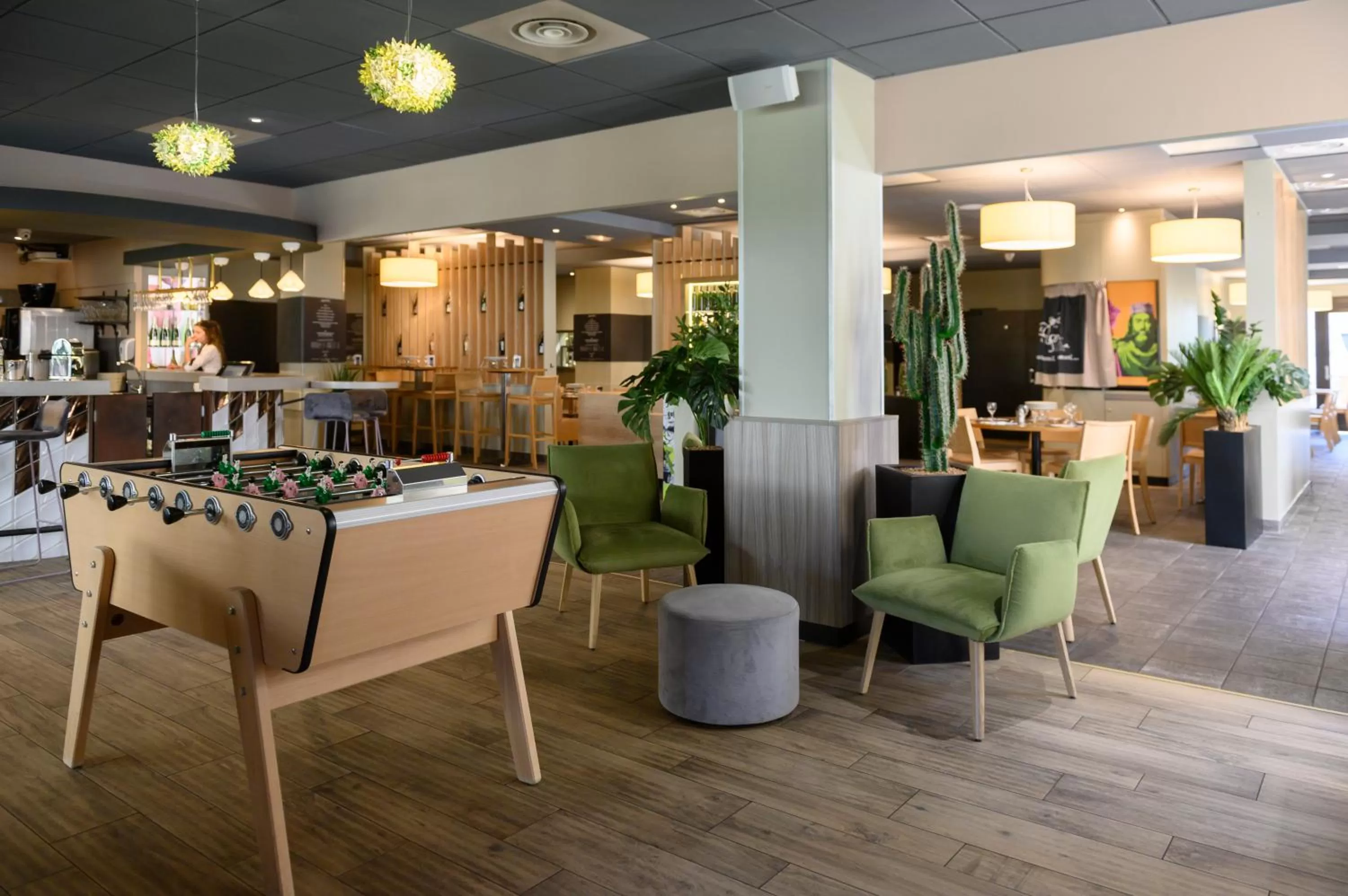 Lounge or bar in ibis Tours Centre Gare