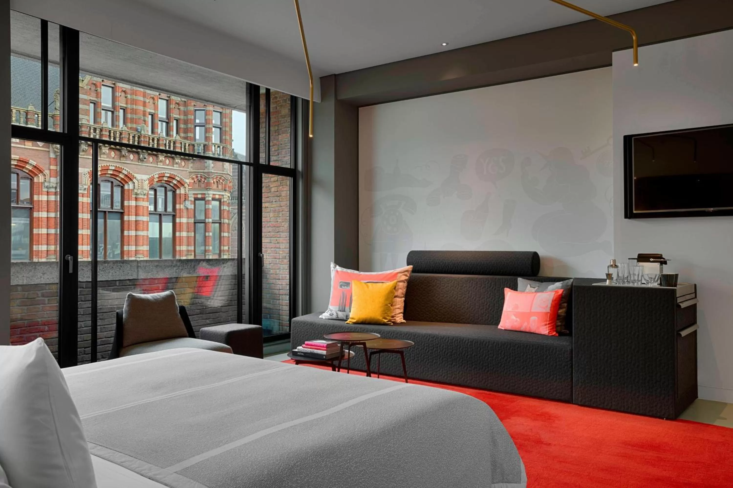 Photo of the whole room, Bed in W Amsterdam