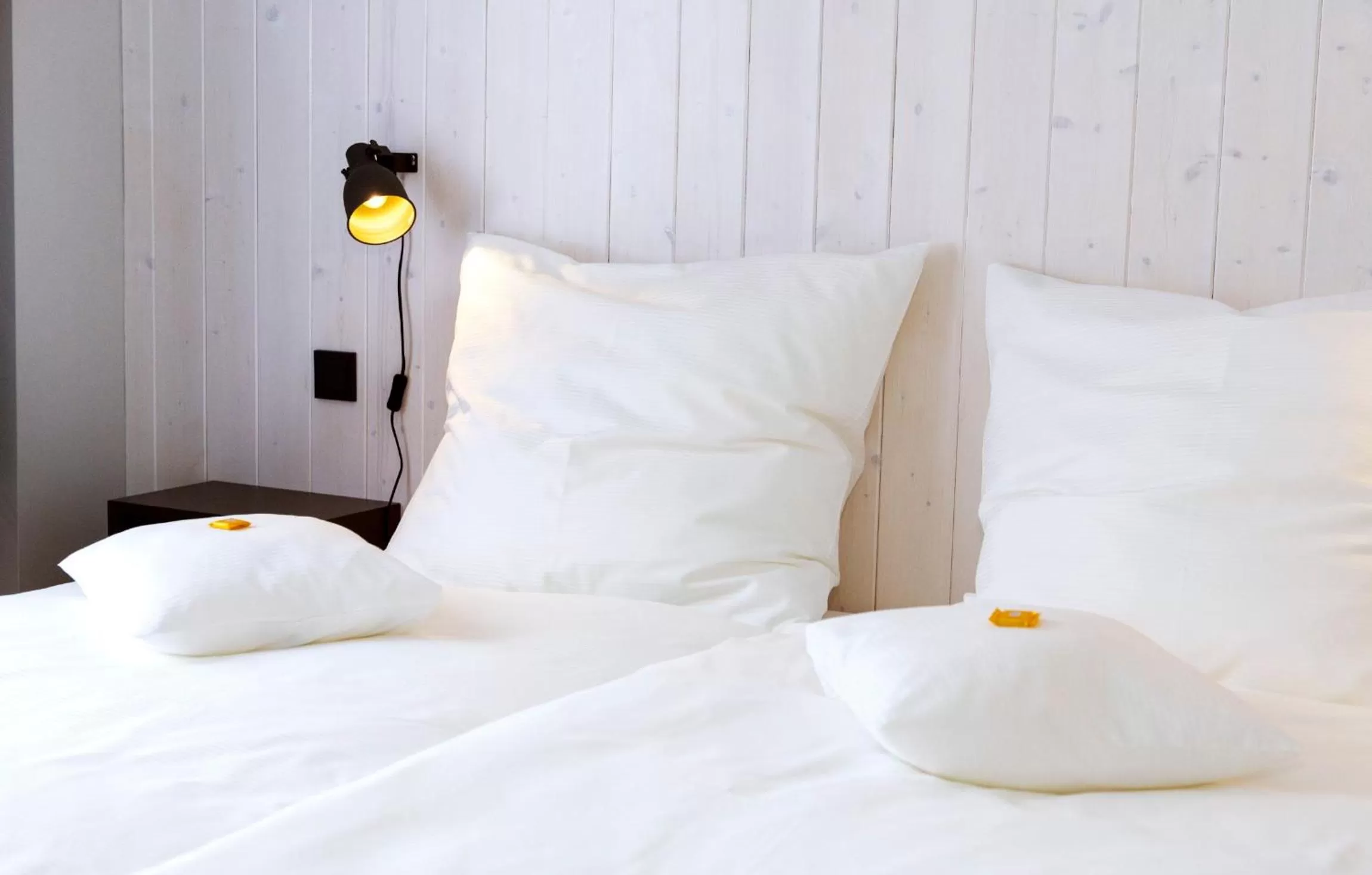 Bedroom, Bed in Logierhaus RheintorEins