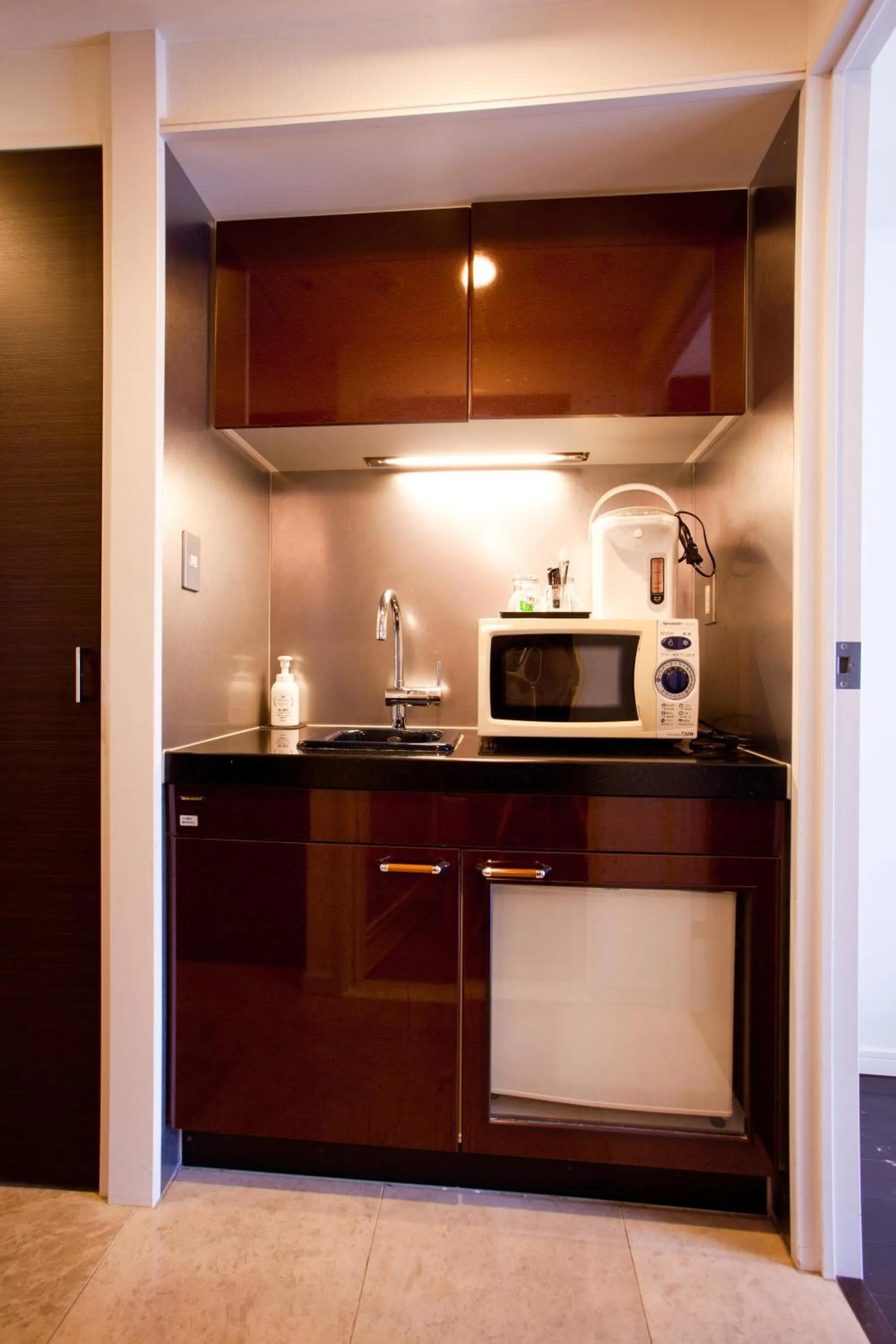 Kitchen or kitchenette in Kuretake Inn Premium Hamamatsucho