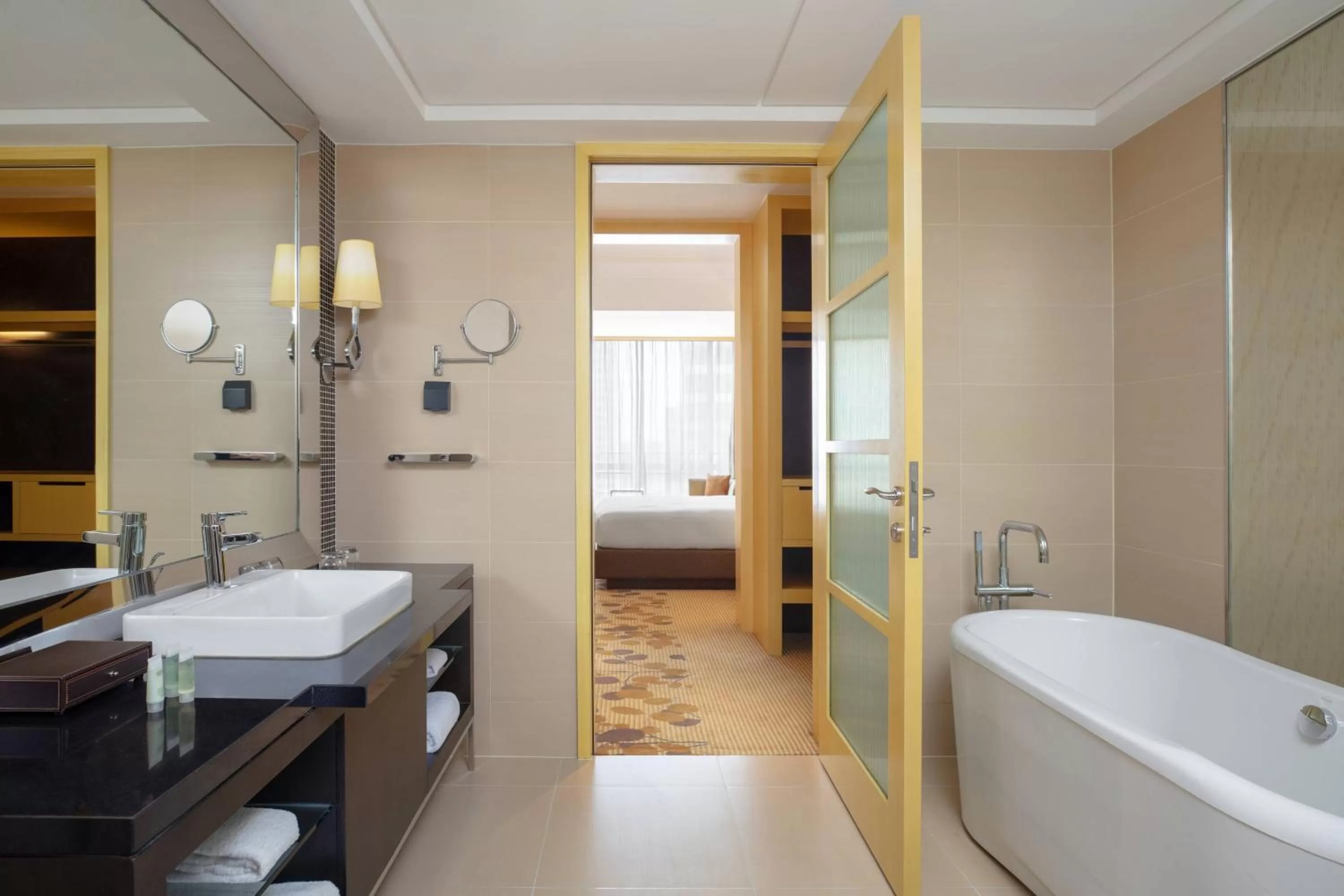 Bathroom, Bed in Courtyard by Marriott Shanghai Central