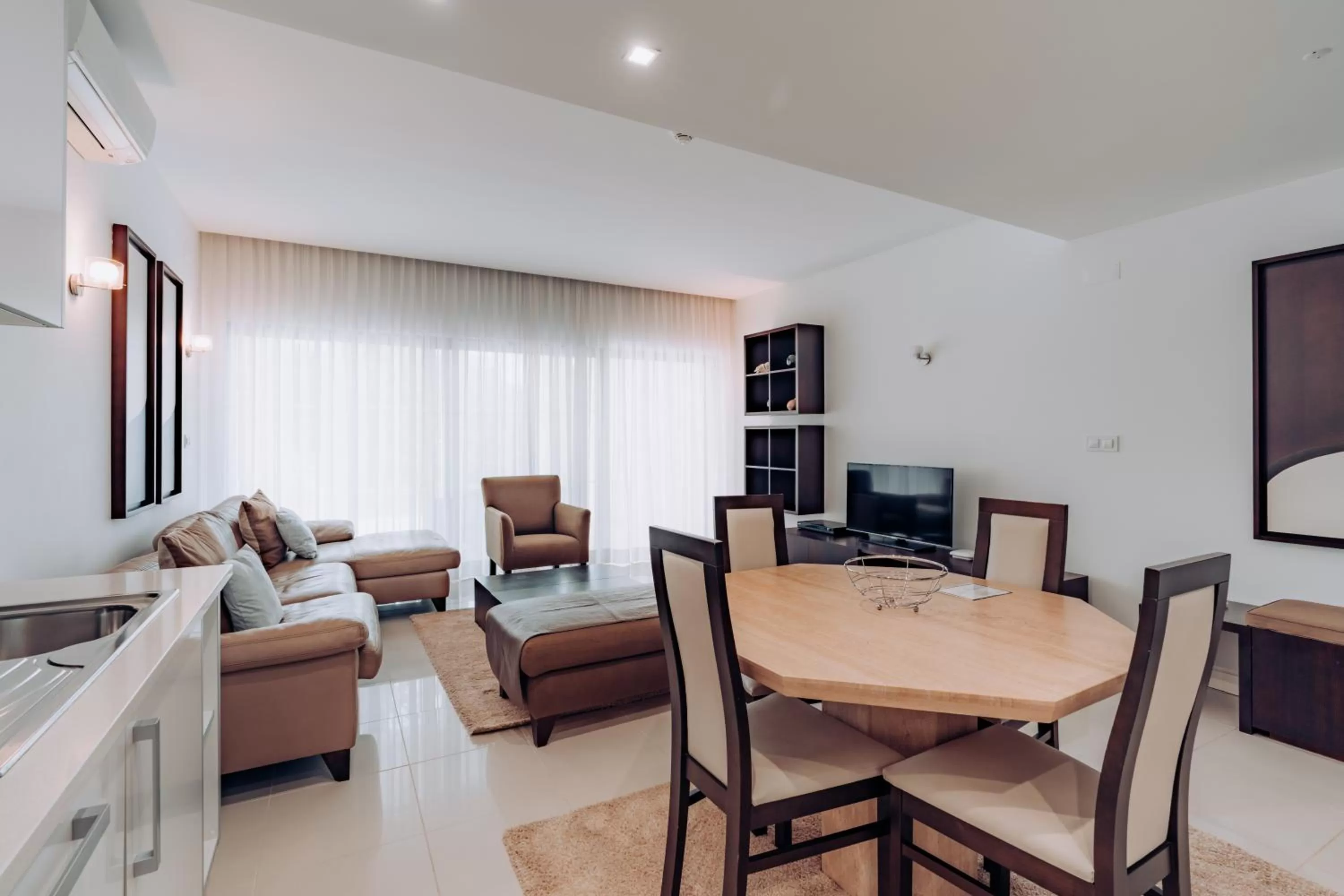 Living room in Belmar Spa & Beach Resort